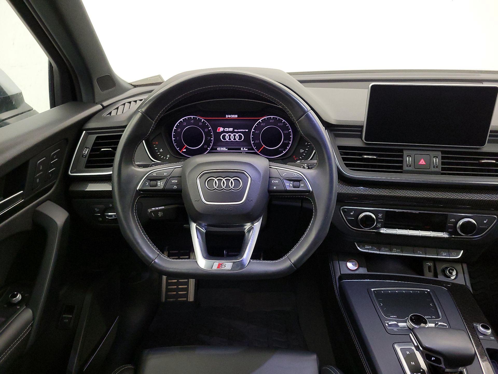 Thumbnail: 2018 Audi SQ5 - 10