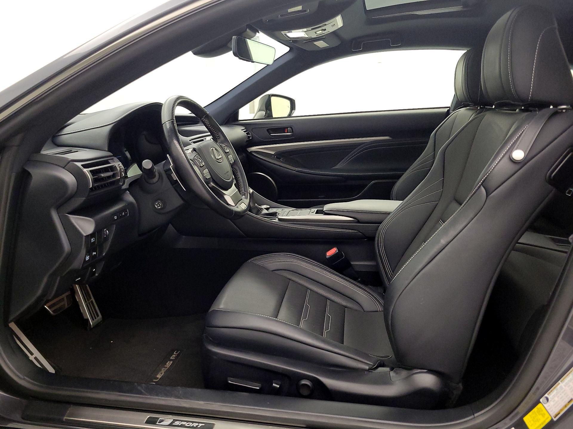 Thumbnail: 2021 Lexus RC - 11