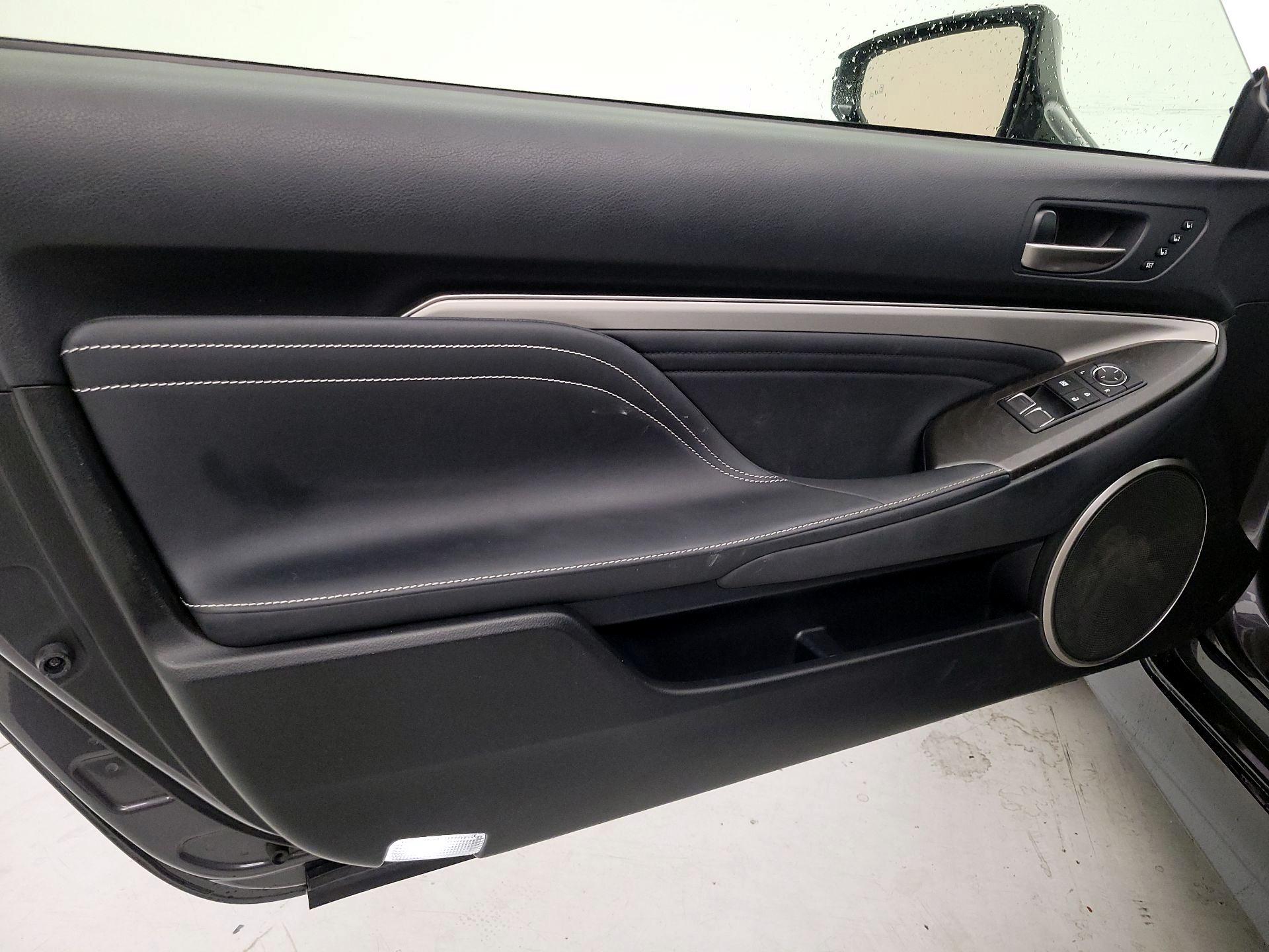 Thumbnail: 2021 Lexus RC - 12