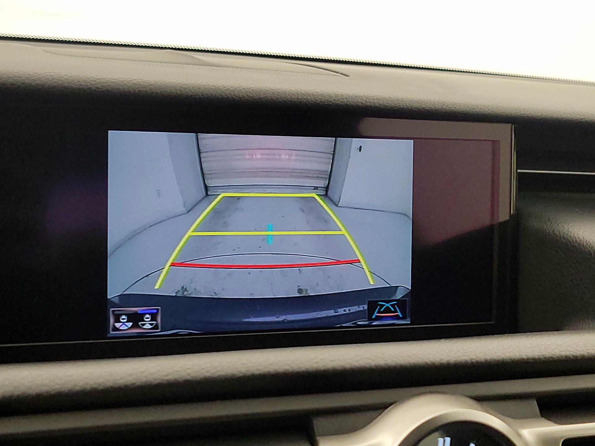 Thumbnail: 2021 Lexus RC - 15