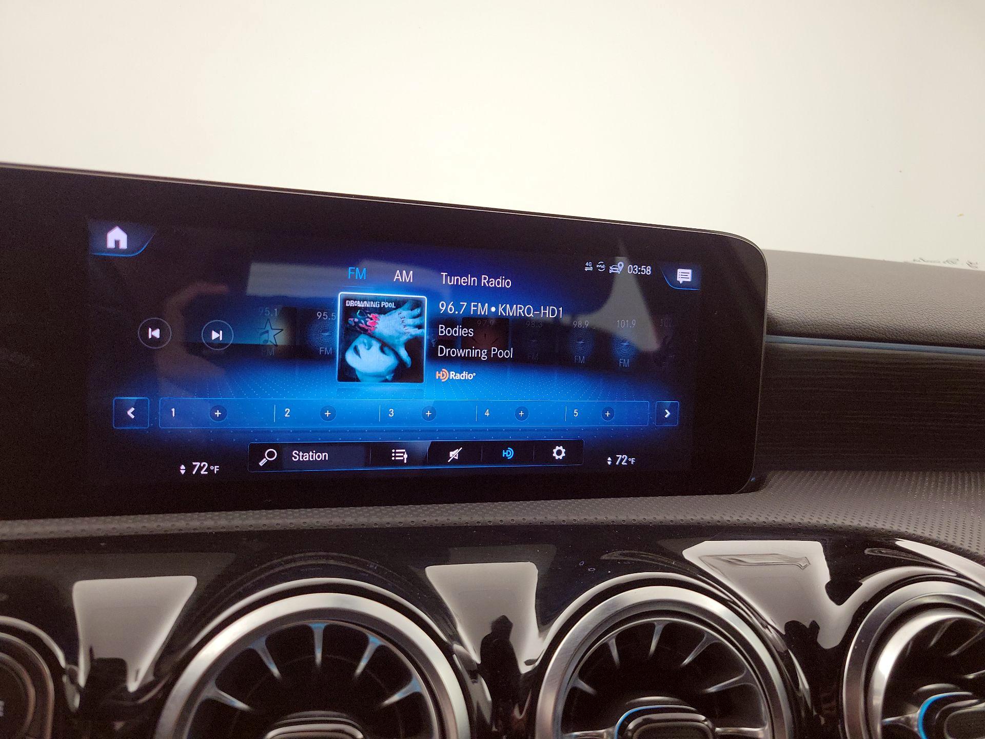 Thumbnail: 2022 Mercedes-Benz A-Class - 15