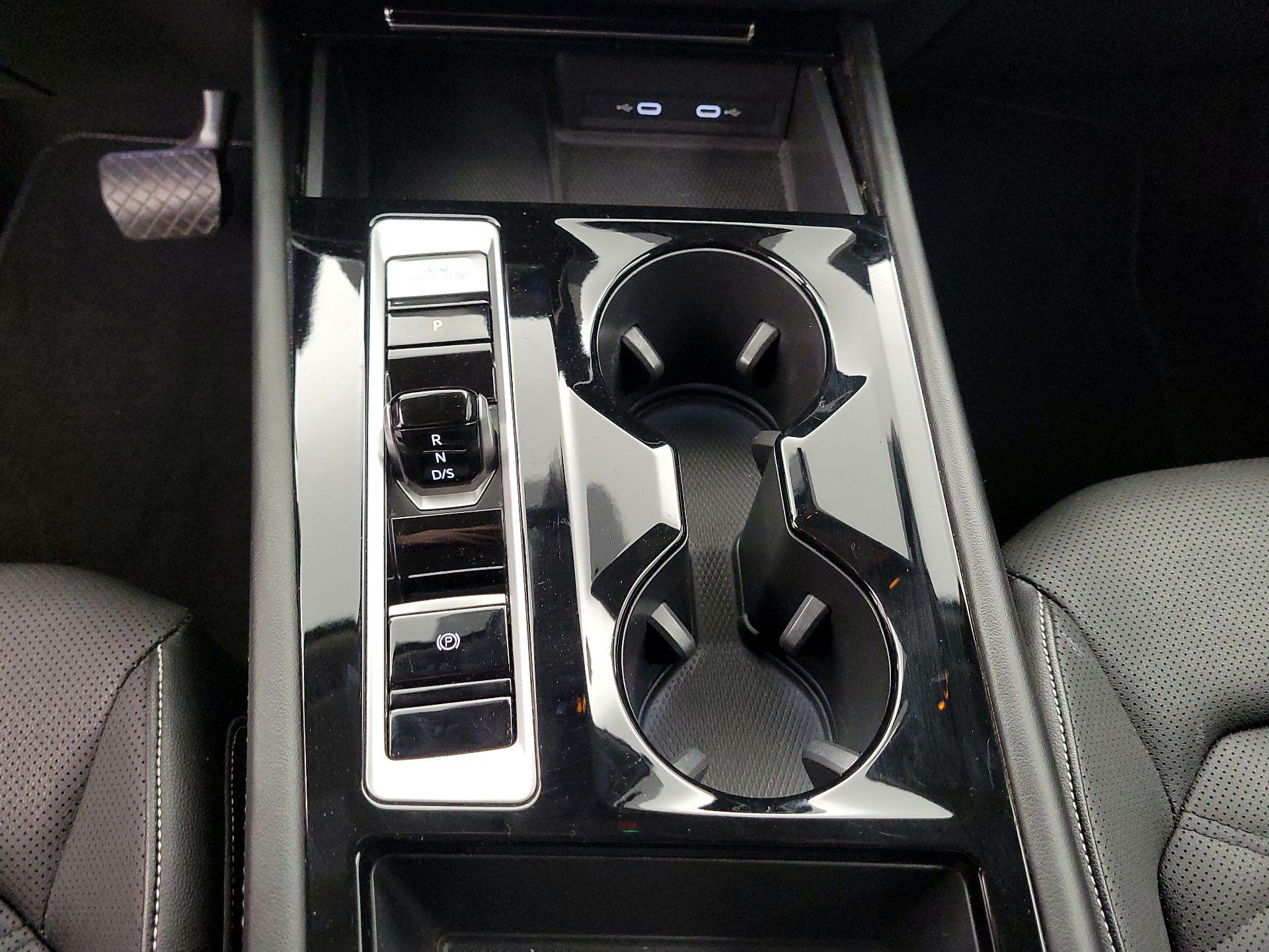 Thumbnail: 2024 Volkswagen Atlas - 17