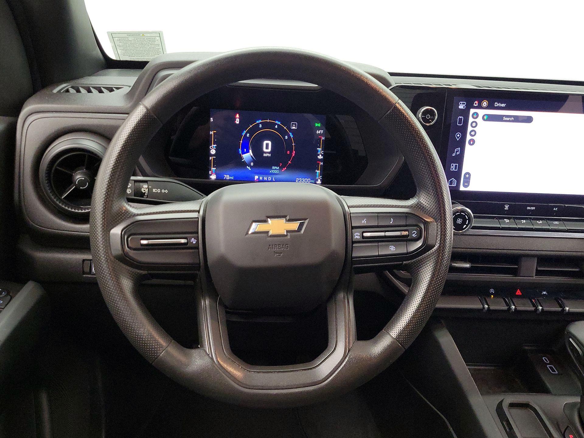 Thumbnail: 2023 Chevrolet Colorado - 10