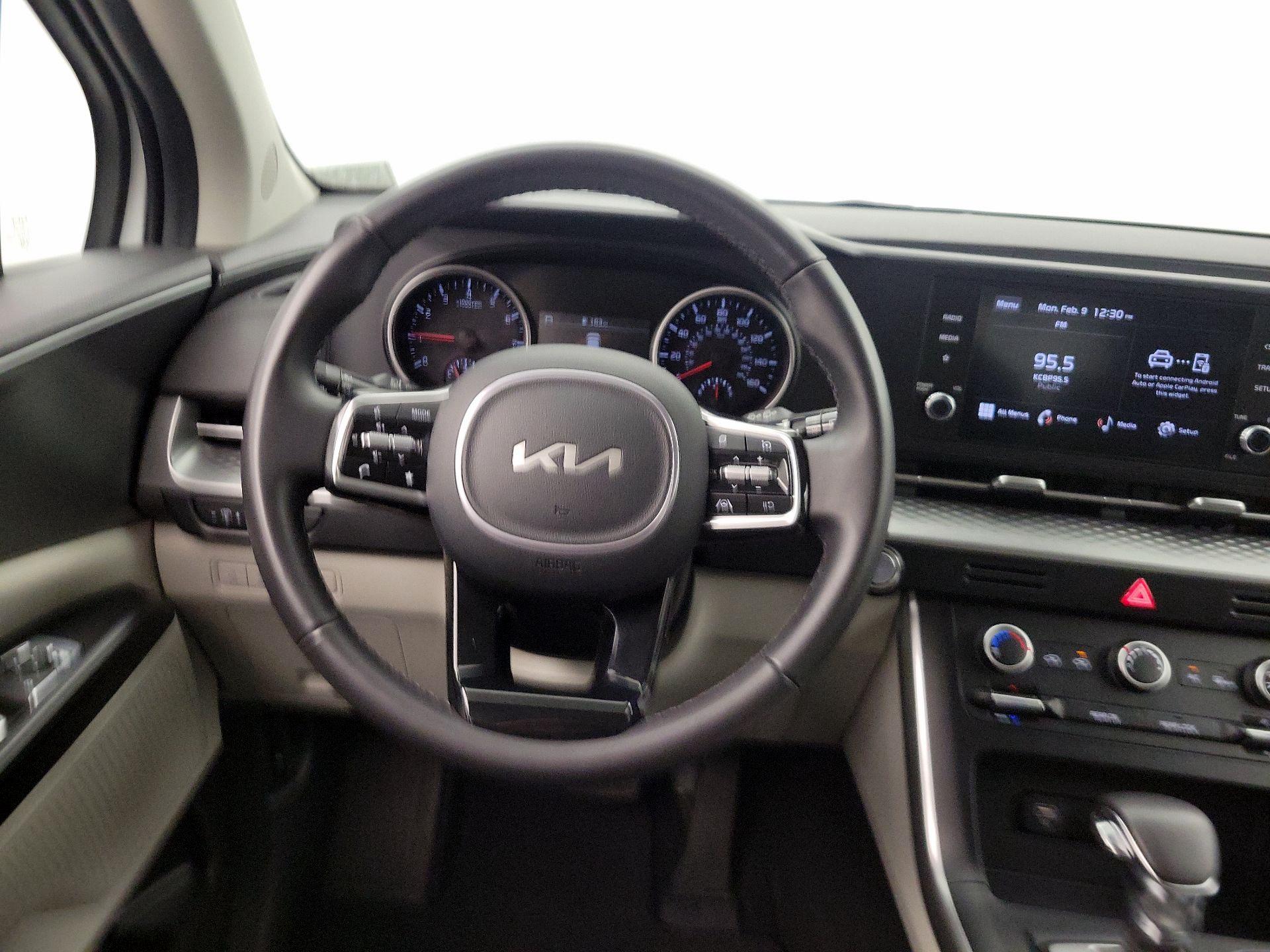 Thumbnail: 2024 Kia Carnival - 10