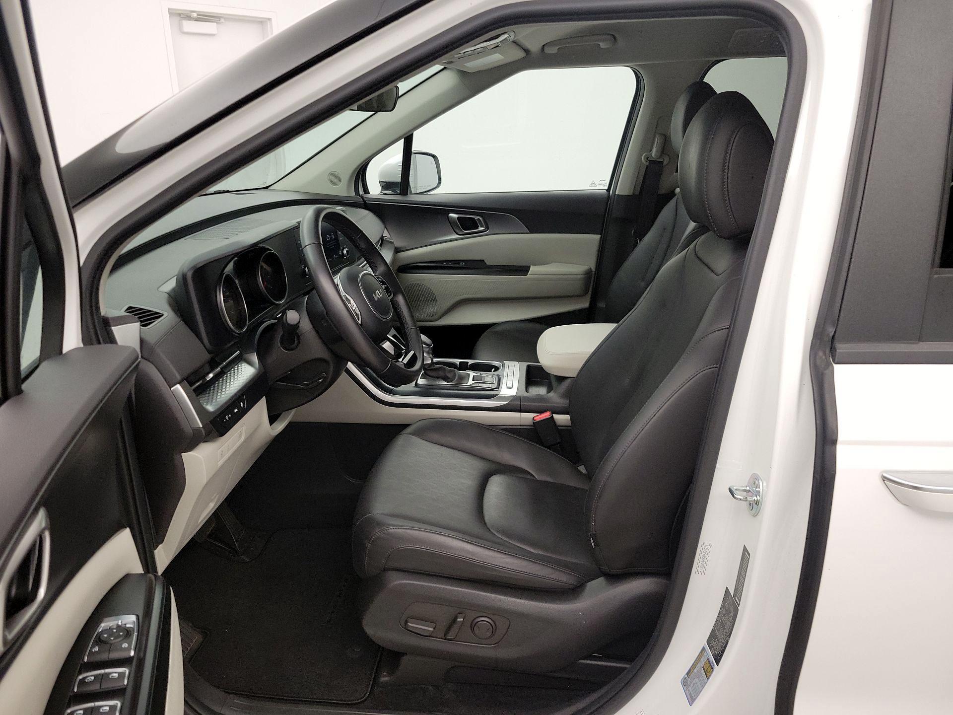 Thumbnail: 2024 Kia Carnival - 11