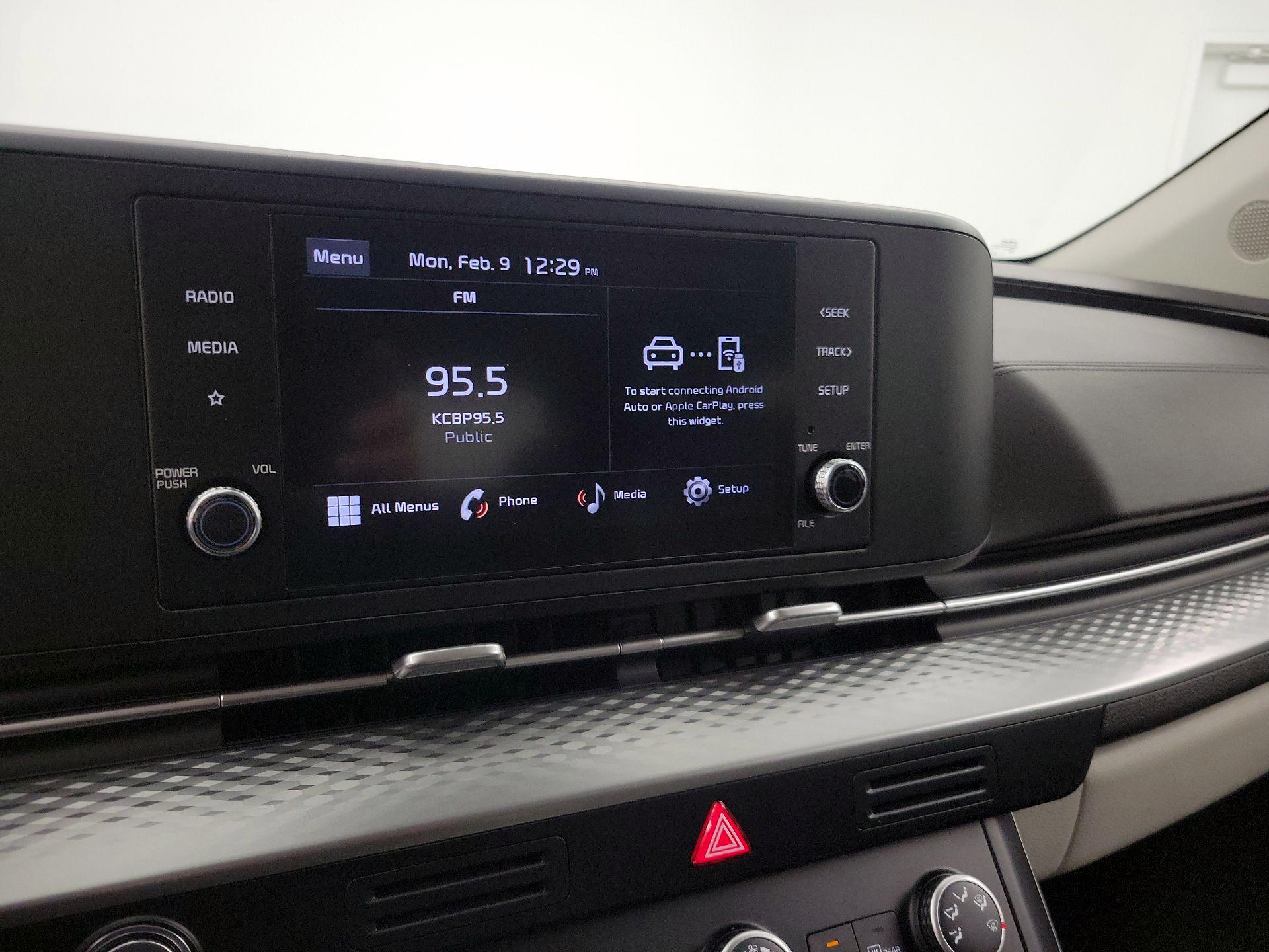 Thumbnail: 2024 Kia Carnival - 15