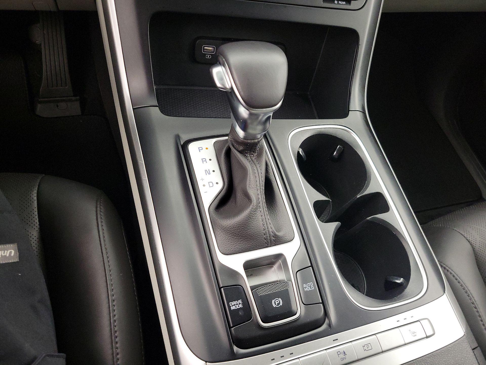 Thumbnail: 2024 Kia Carnival - 17