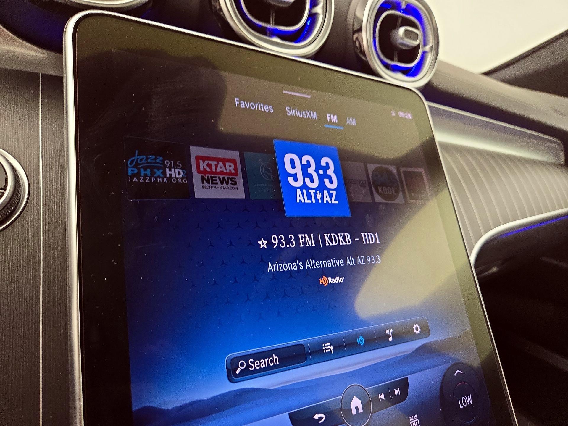 Thumbnail: 2023 Mercedes-Benz C-Class - 15