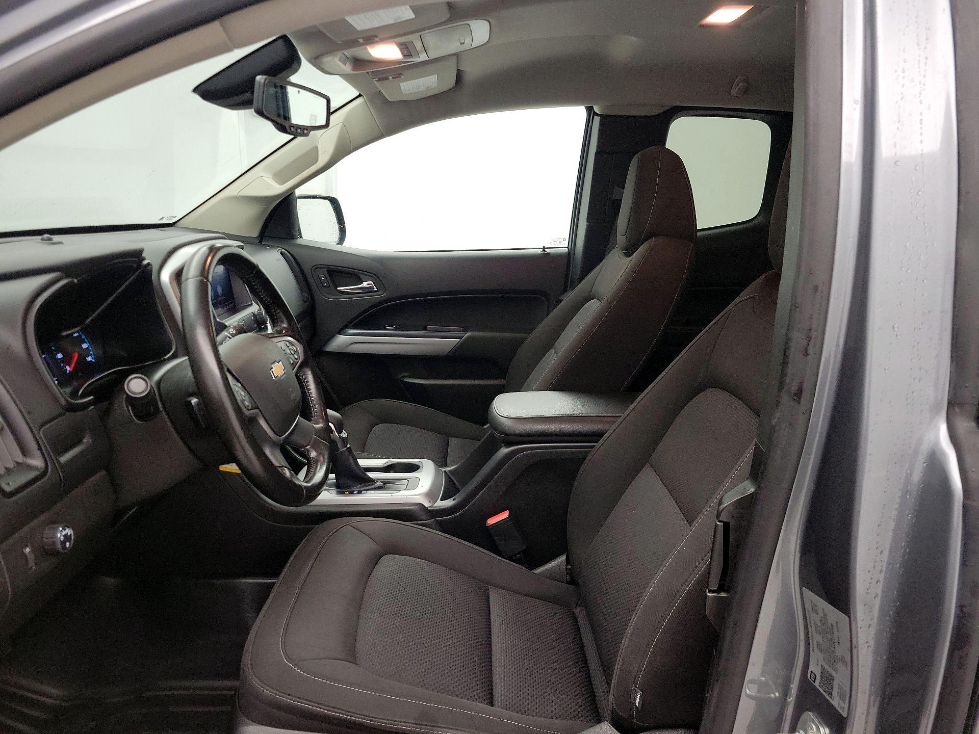 Thumbnail: 2022 Chevrolet Colorado - 11