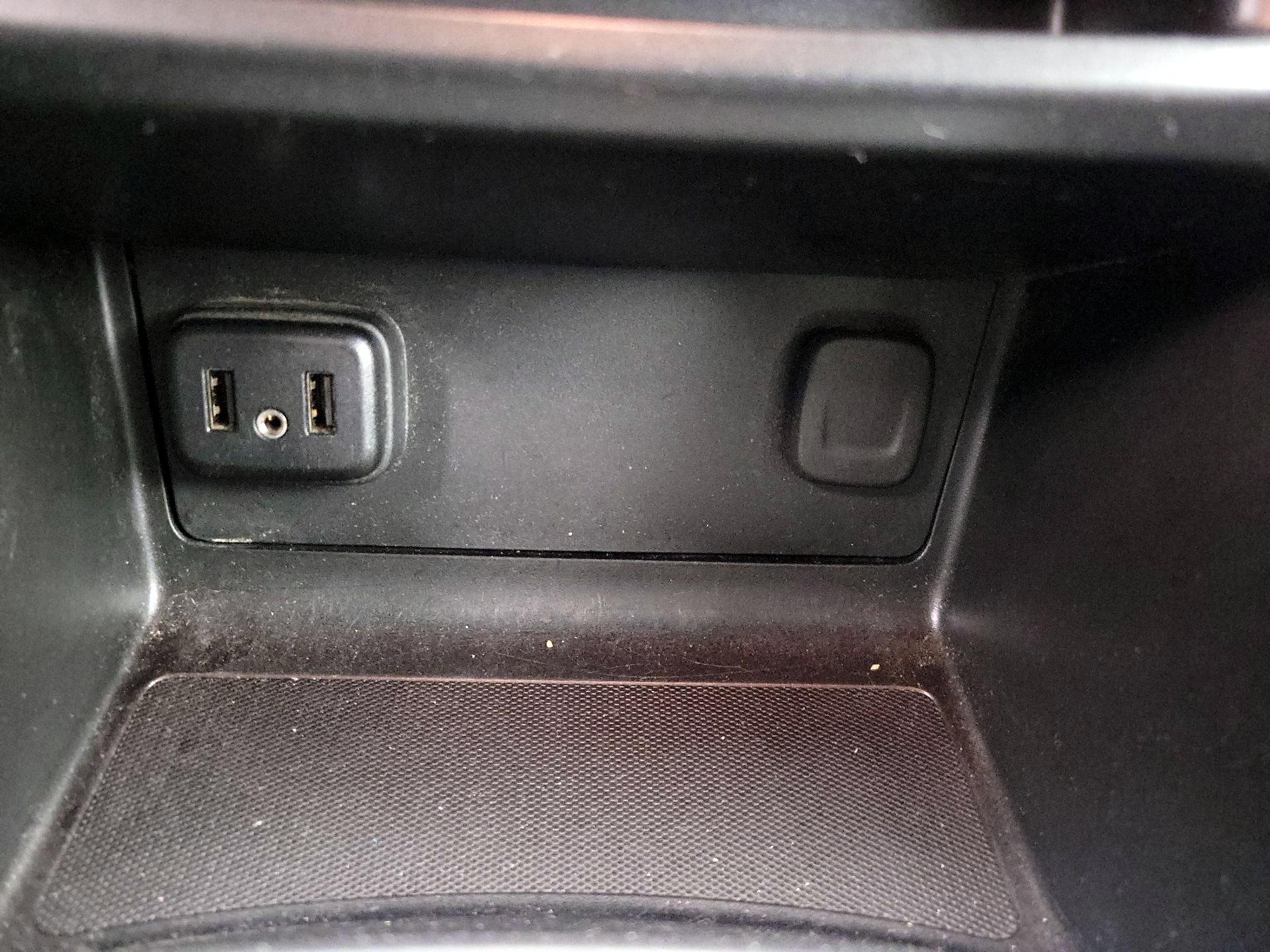 Thumbnail: 2022 Chevrolet Colorado - 18