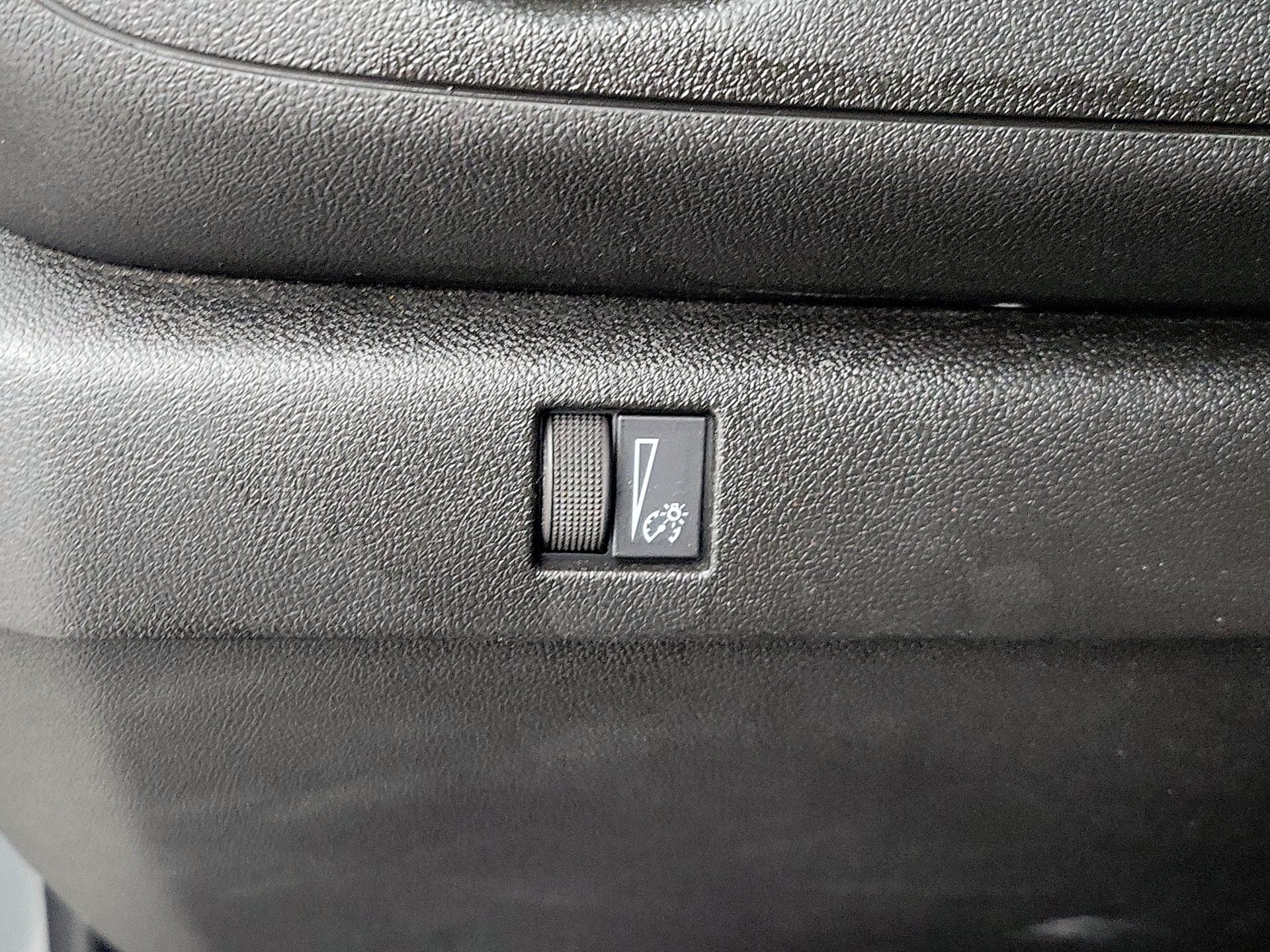 Thumbnail: 2023 Chevrolet Colorado - 13