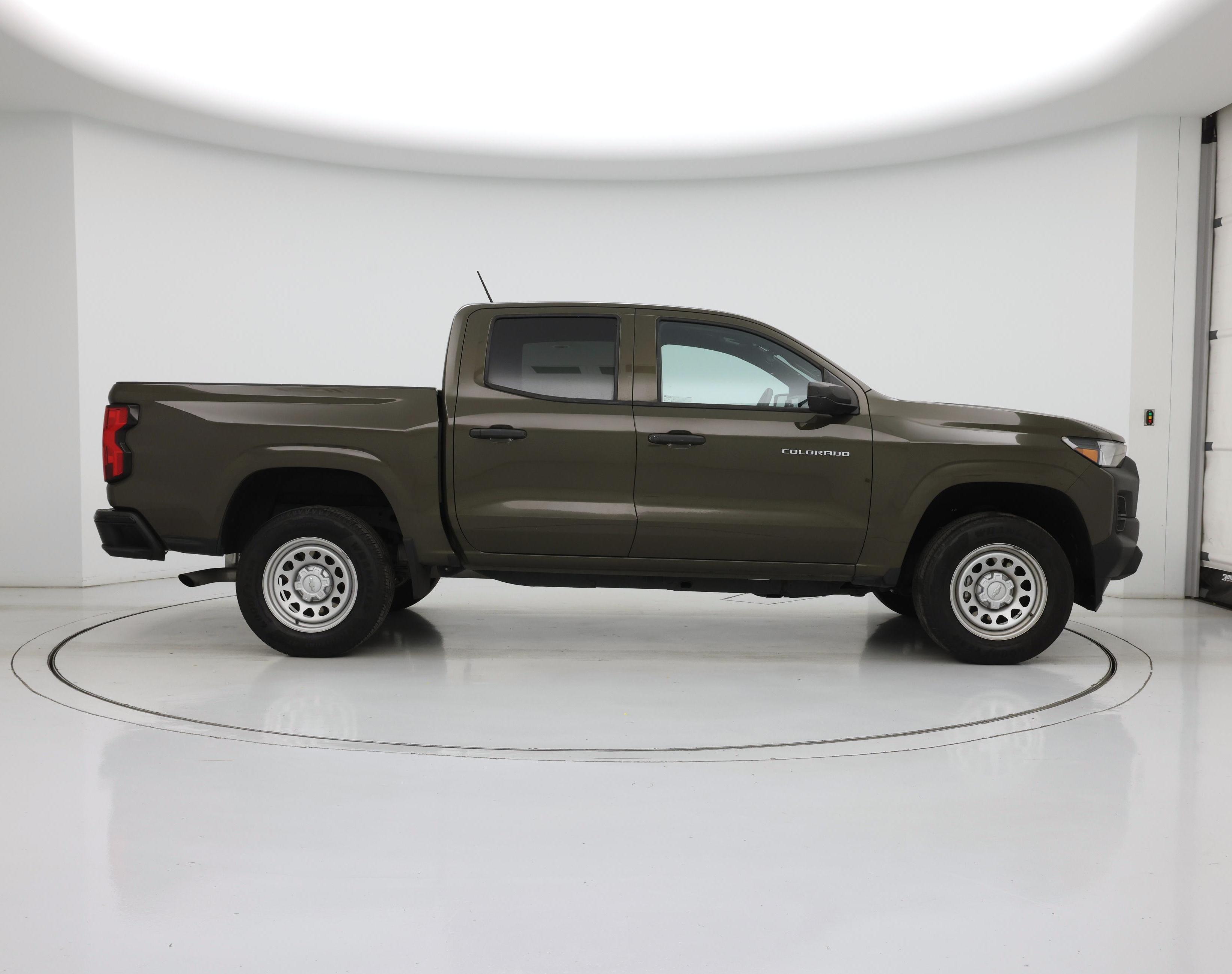 Thumbnail: 2023 Chevrolet Colorado - 7