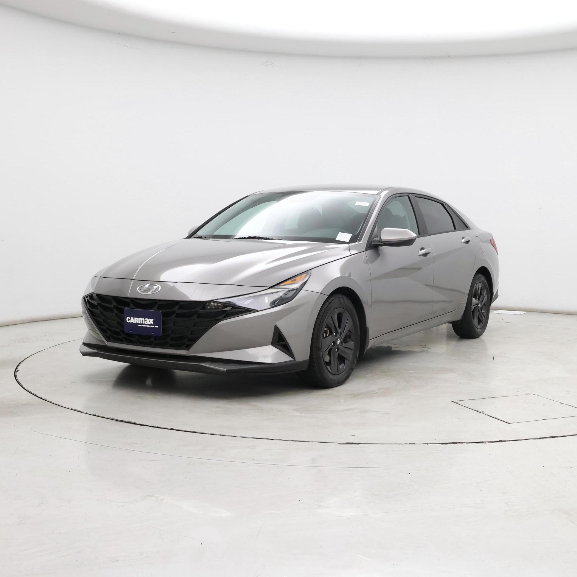 Thumbnail: 2022 Hyundai Elantra - 4