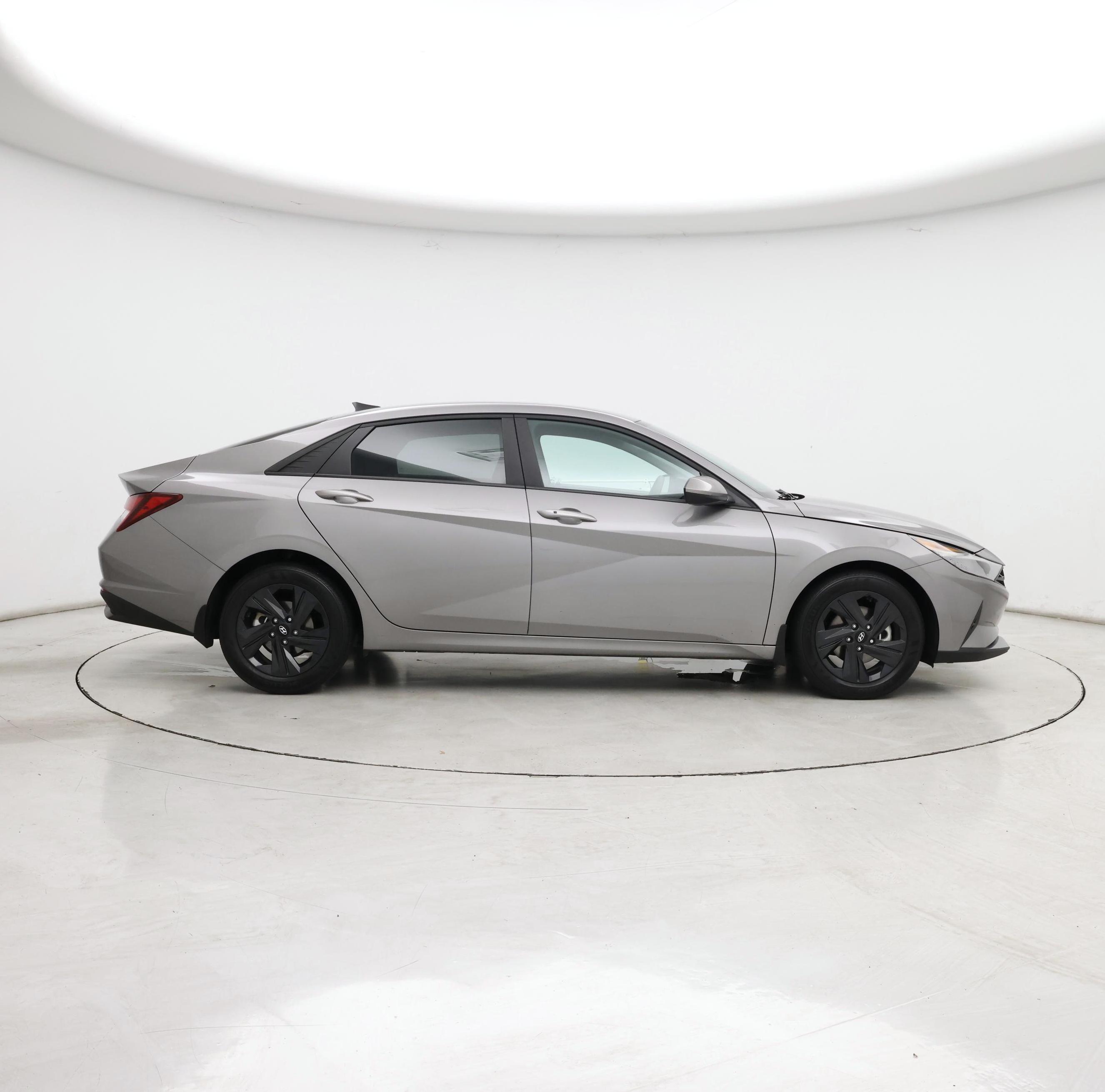 Thumbnail: 2022 Hyundai Elantra - 7