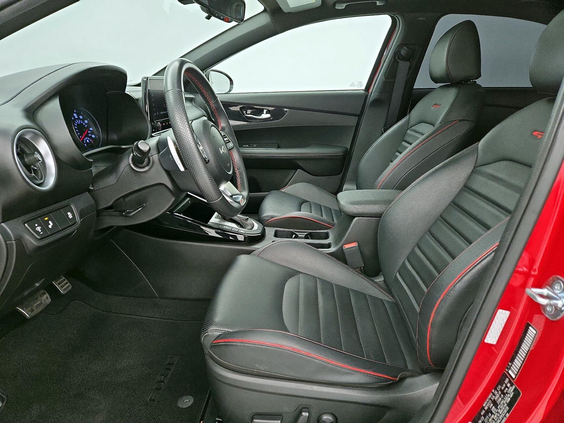 Thumbnail: 2023 Kia Forte - 11