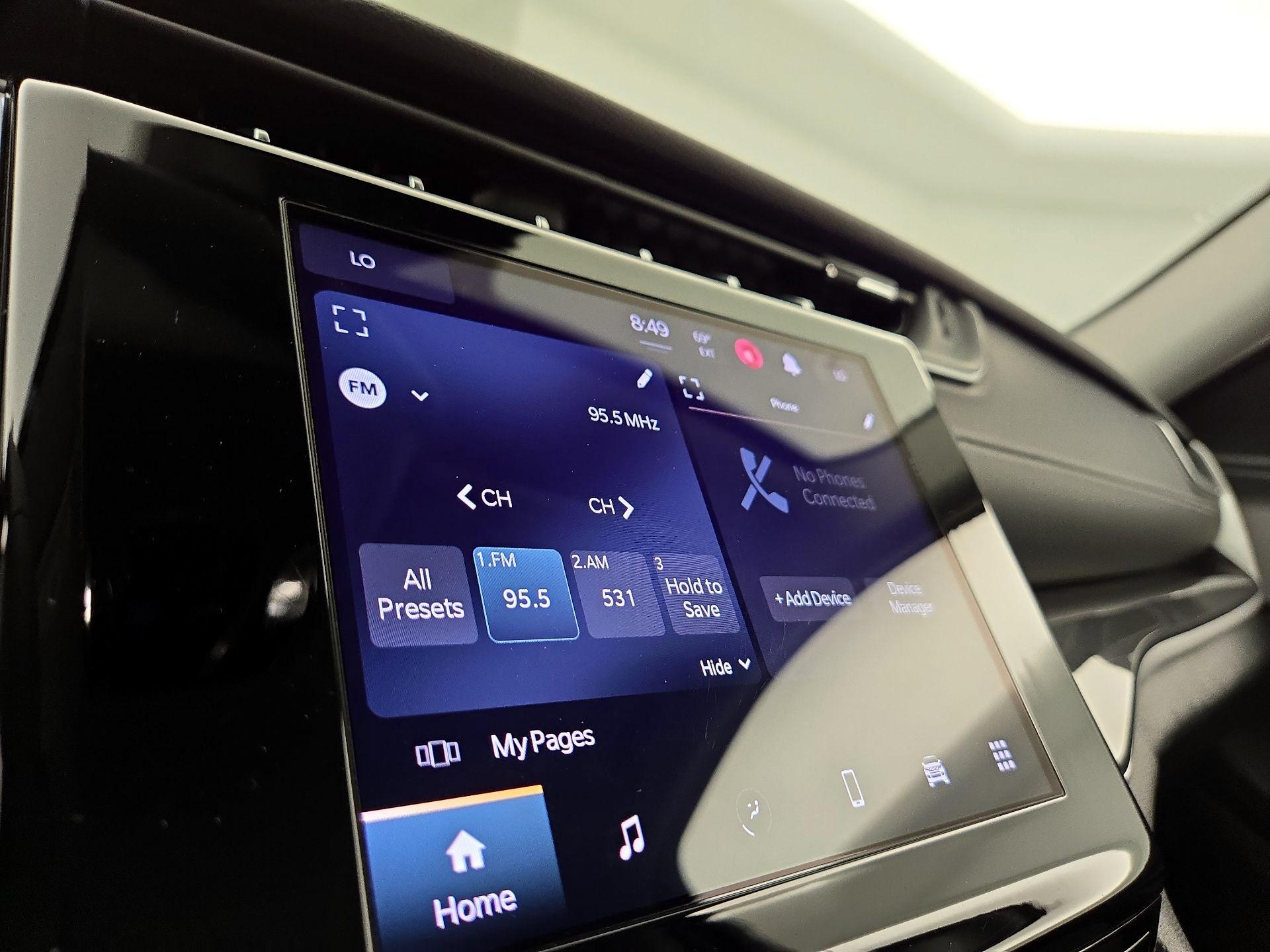 Thumbnail: 2023 Jeep Grand Cherokee - 15