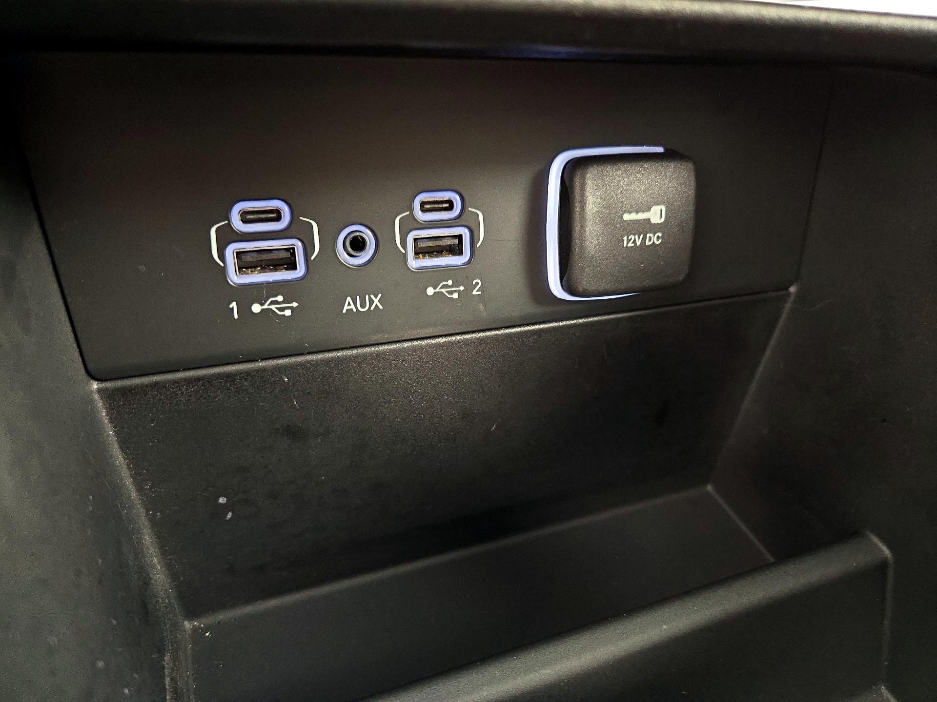 Thumbnail: 2023 Jeep Grand Cherokee - 18