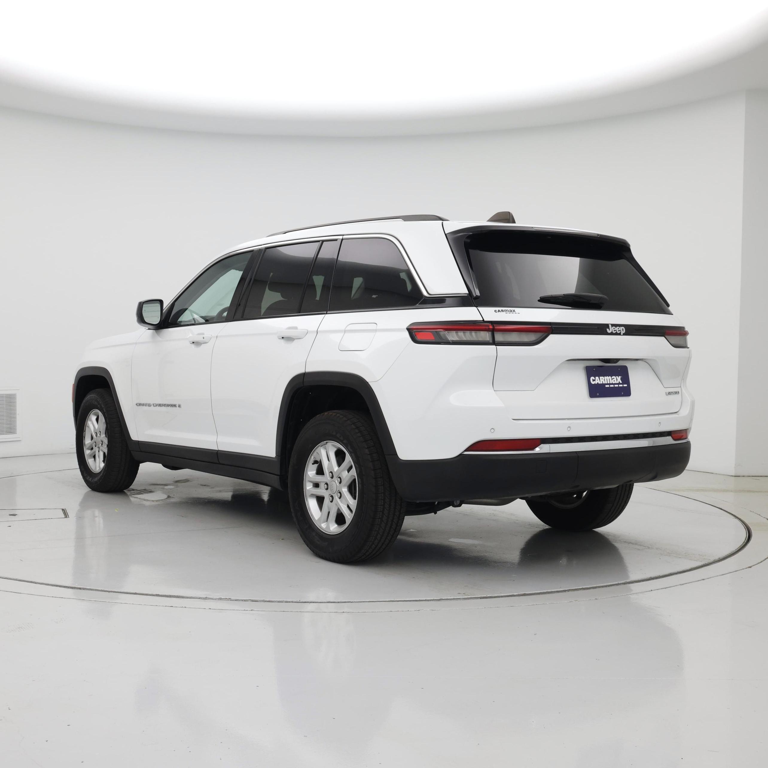 Thumbnail: 2023 Jeep Grand Cherokee - 2