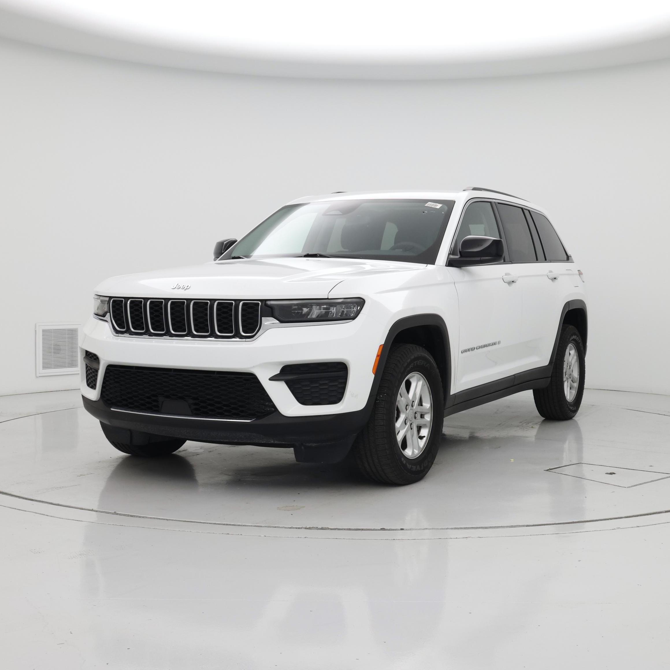 Thumbnail: 2023 Jeep Grand Cherokee - 4