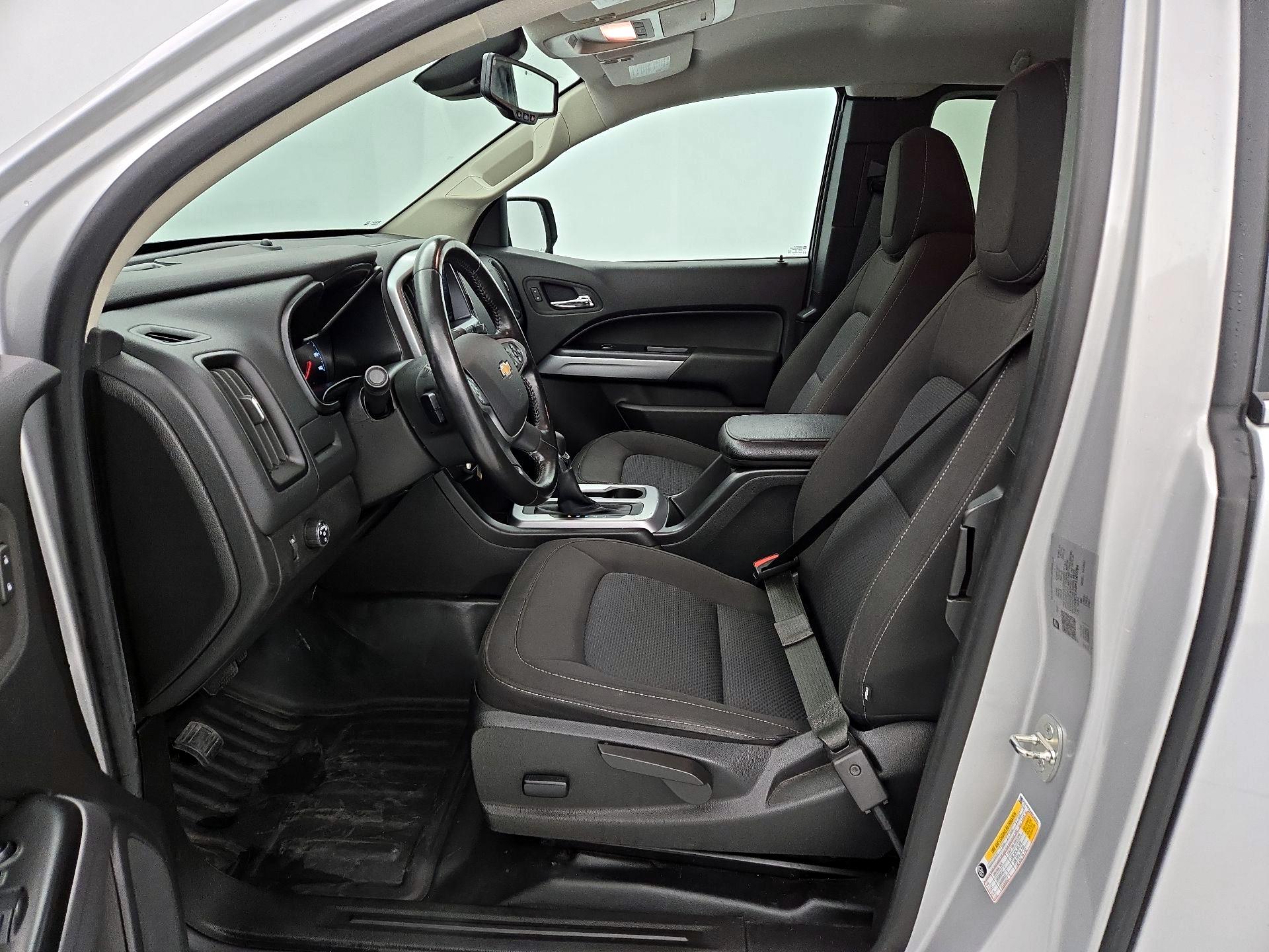 Thumbnail: 2022 Chevrolet Colorado - 11