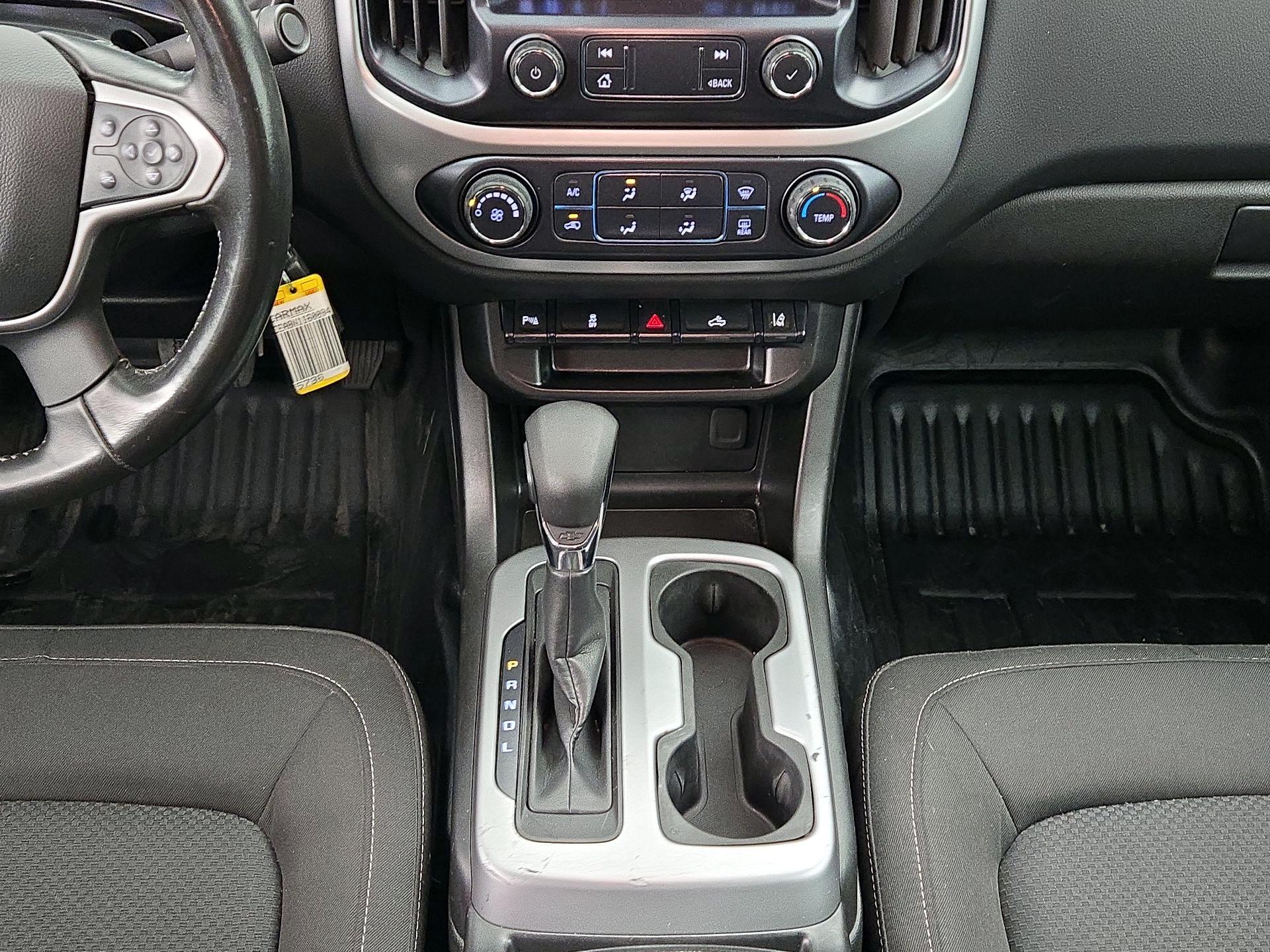 Thumbnail: 2022 Chevrolet Colorado - 17