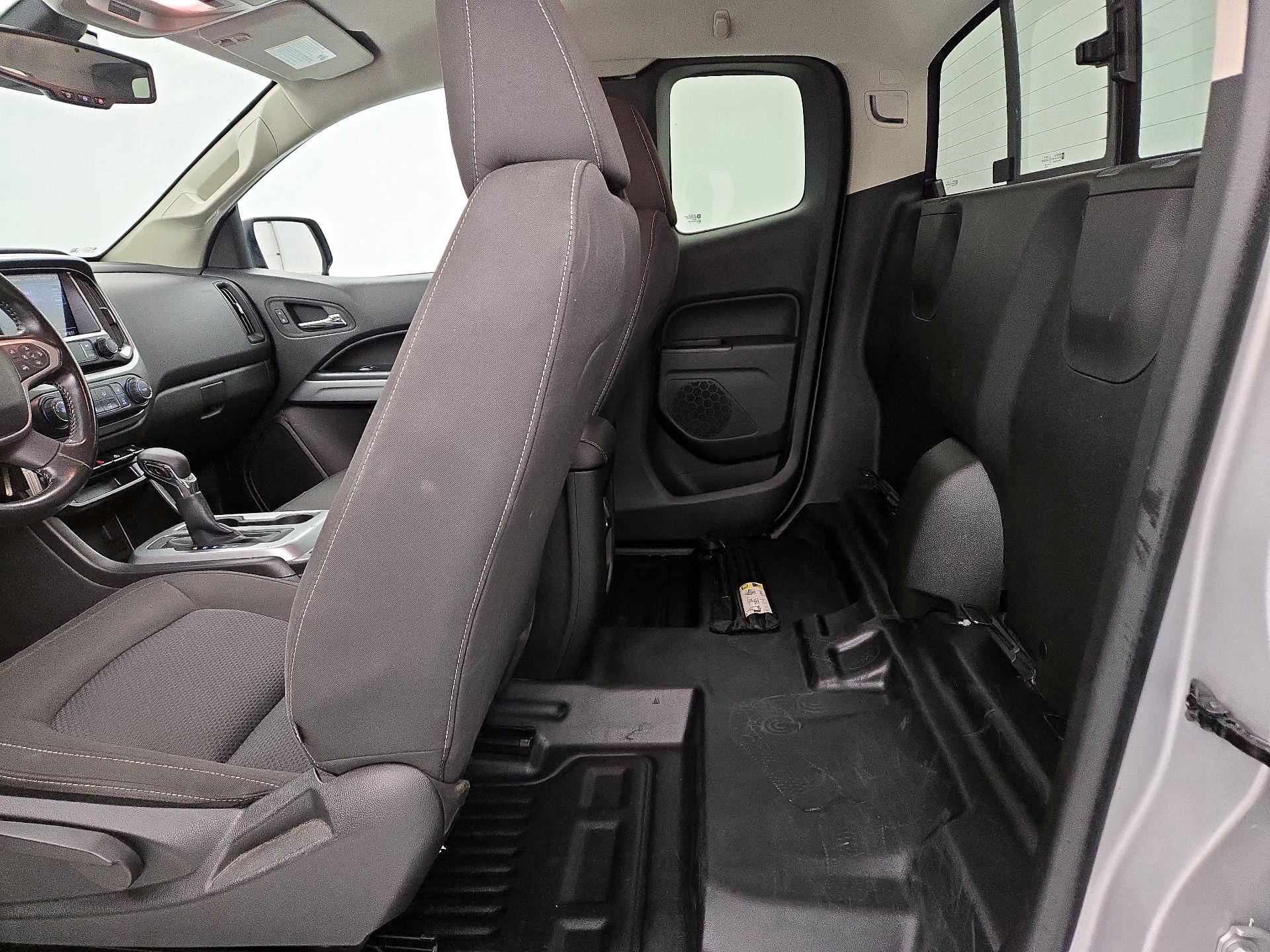 Thumbnail: 2022 Chevrolet Colorado - 19