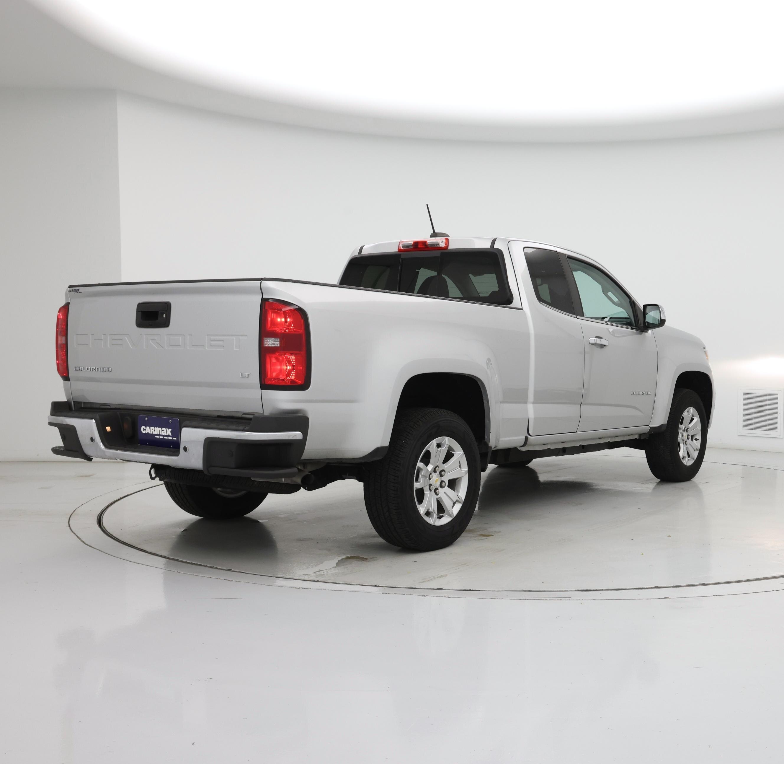 Thumbnail: 2022 Chevrolet Colorado - 8