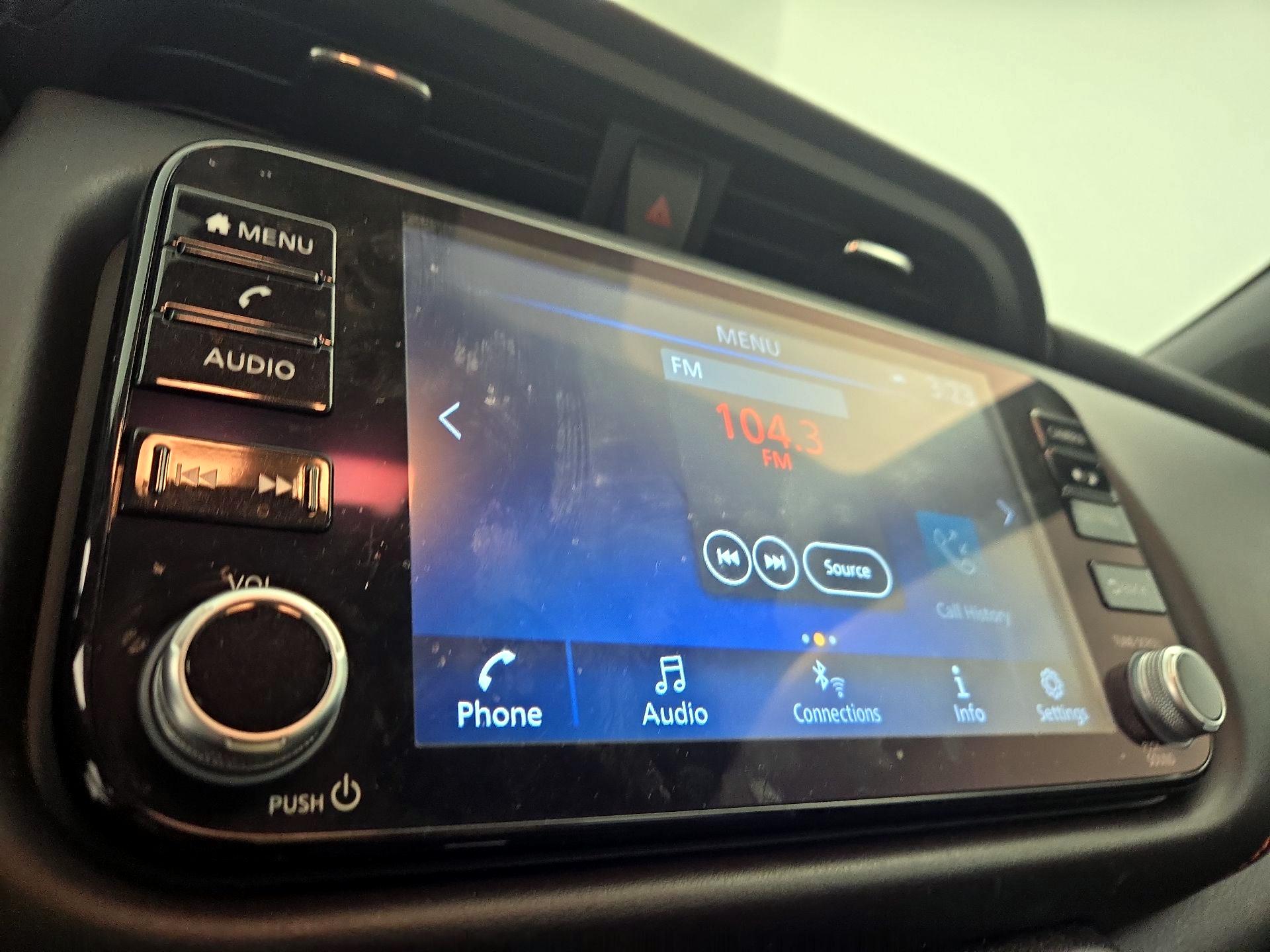 Thumbnail: 2023 Nissan Kicks - 15