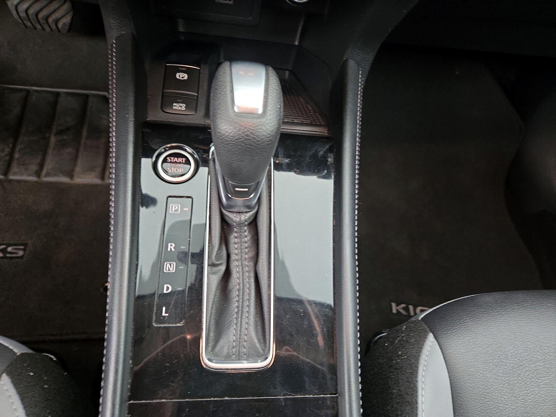 Thumbnail: 2023 Nissan Kicks - 17