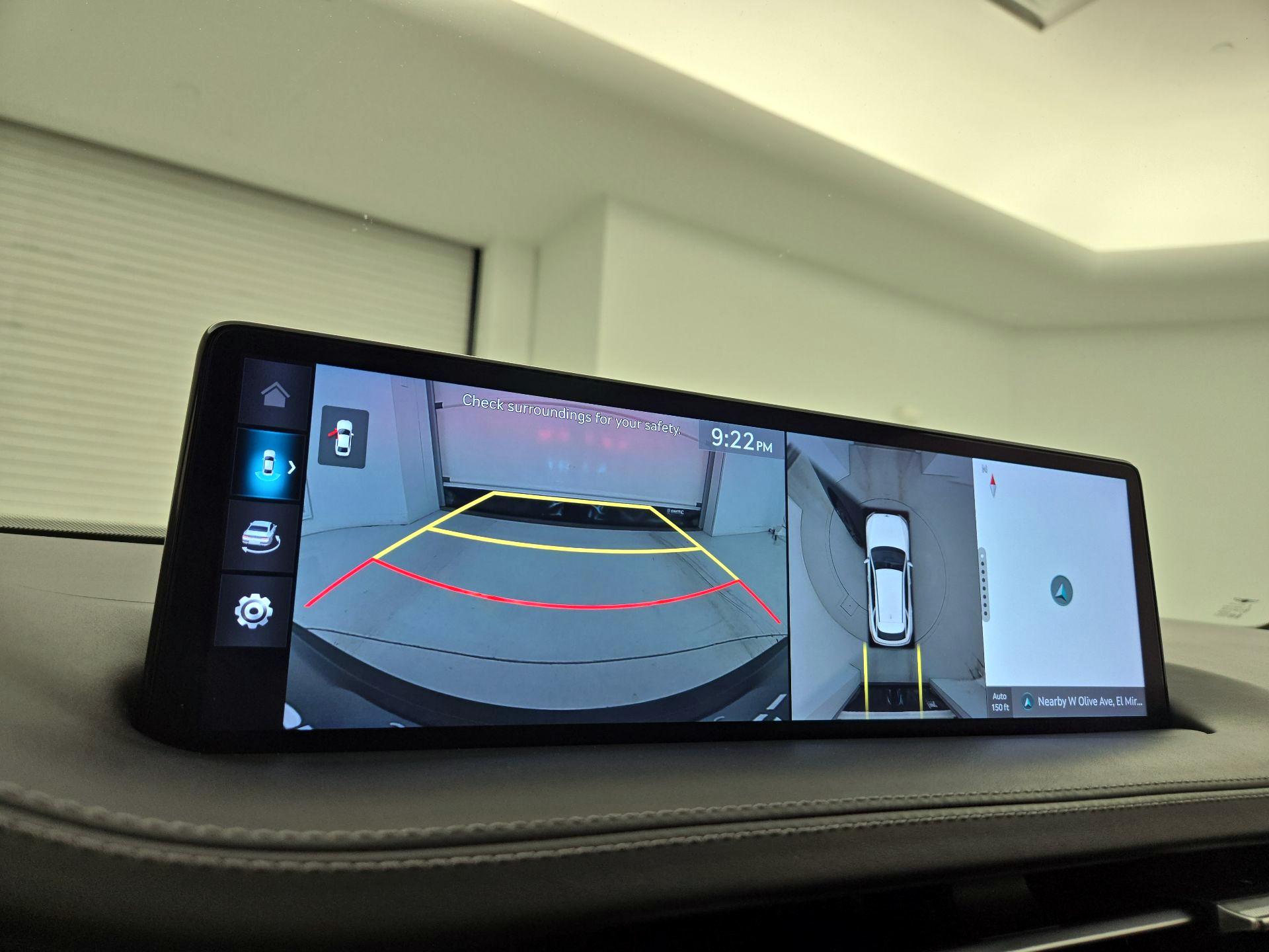 Thumbnail: 2023 Genesis GV70 - 15