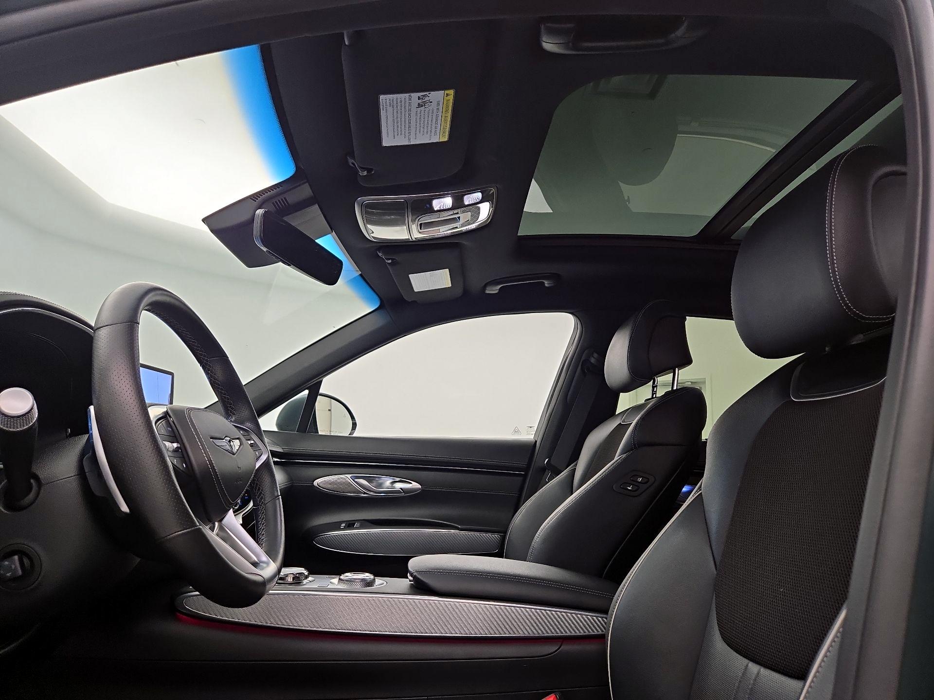 Thumbnail: 2023 Genesis GV70 - 20