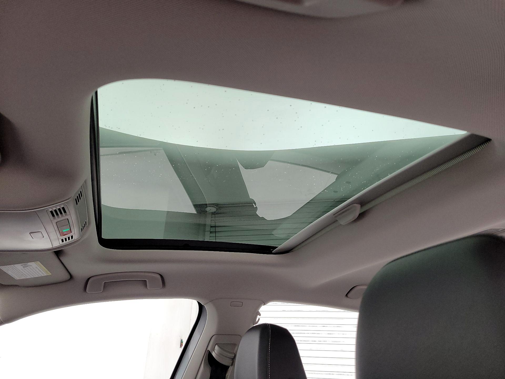 Thumbnail: 2023 Volkswagen Jetta - 18