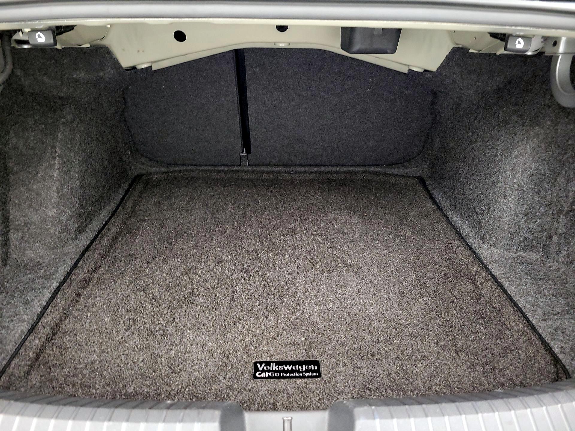 Thumbnail: 2023 Volkswagen Jetta - 20