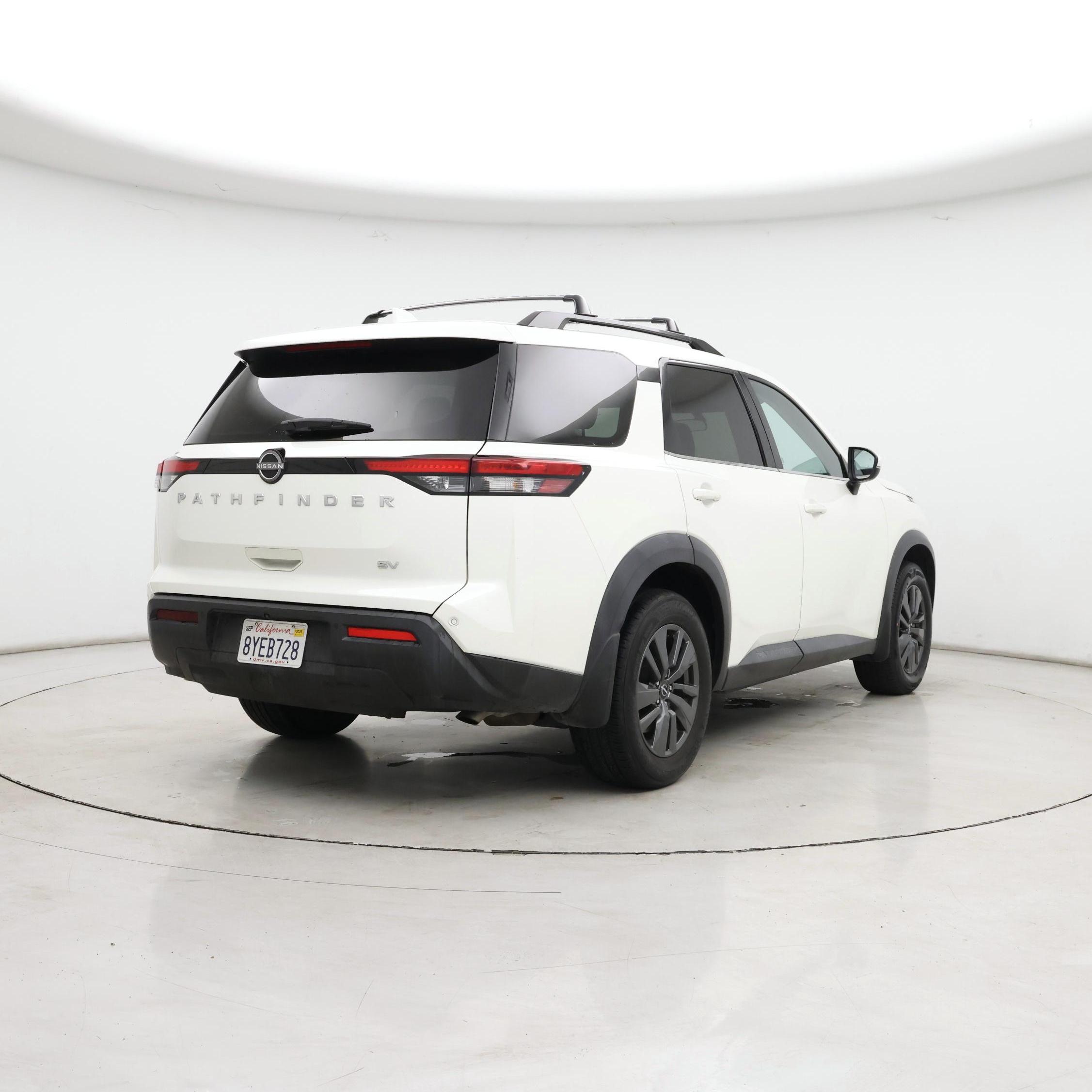 Thumbnail: 2022 Nissan Pathfinder - 8