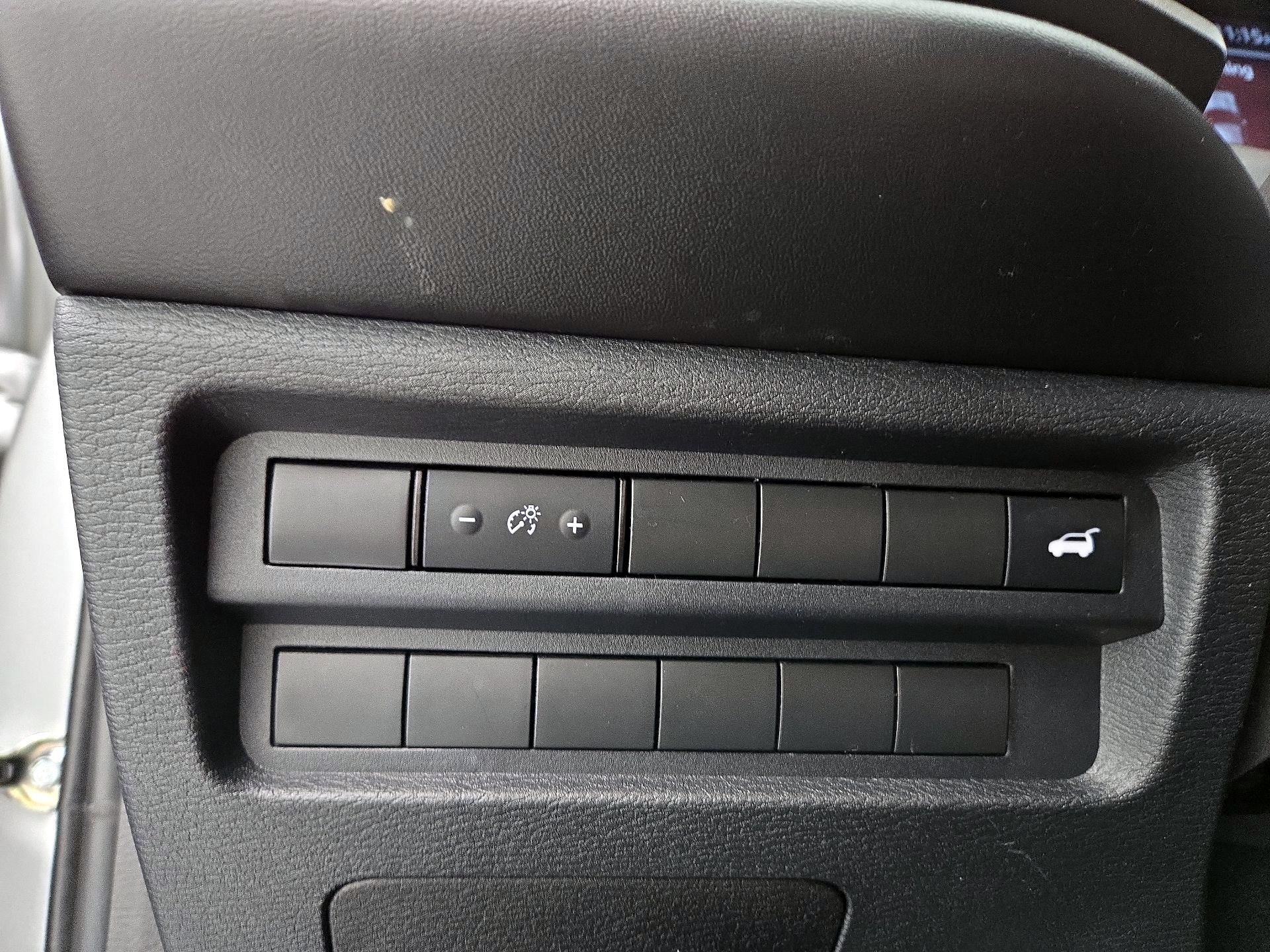 Thumbnail: 2024 Mitsubishi Outlander - 13