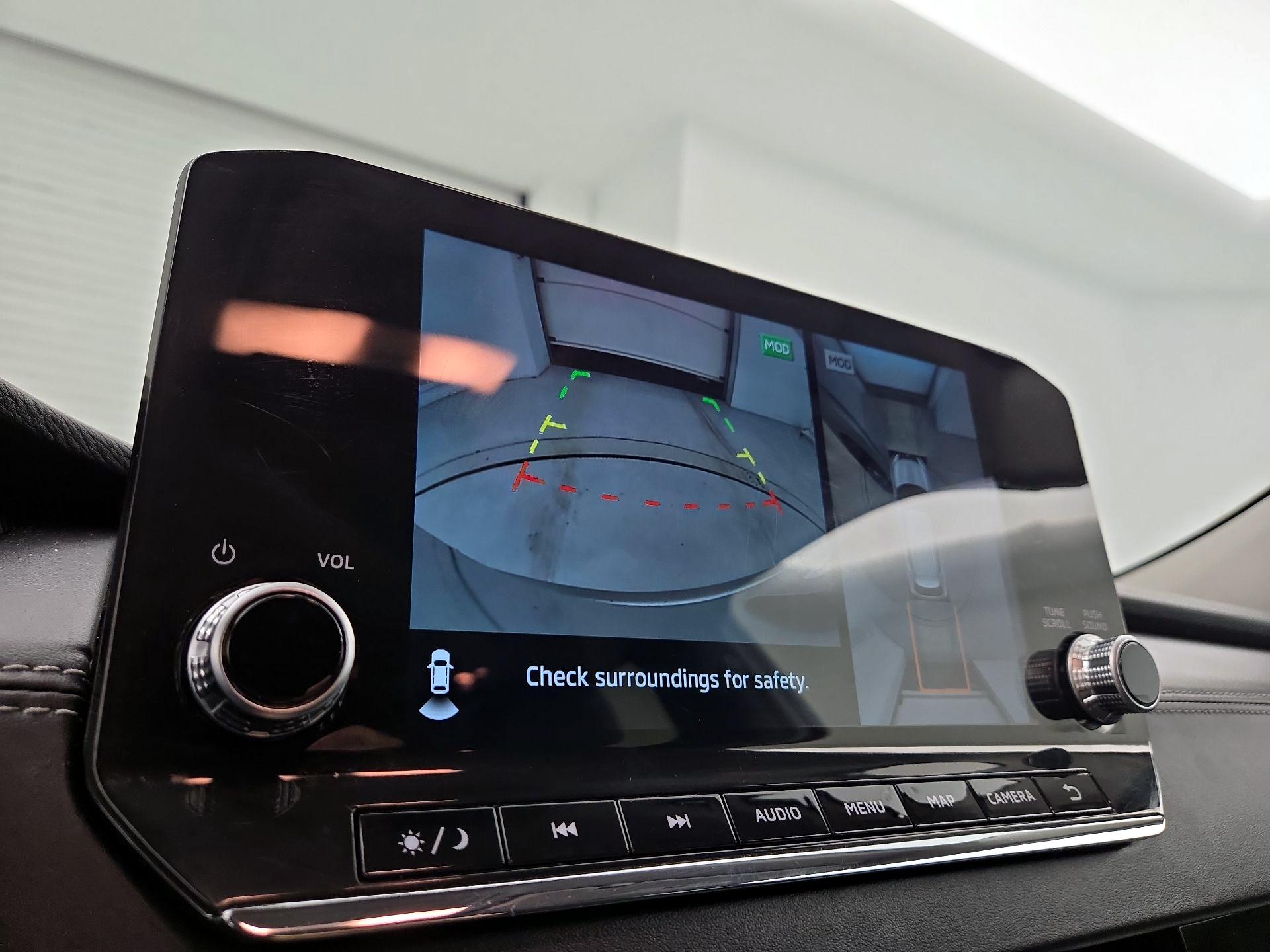 Thumbnail: 2024 Mitsubishi Outlander - 15