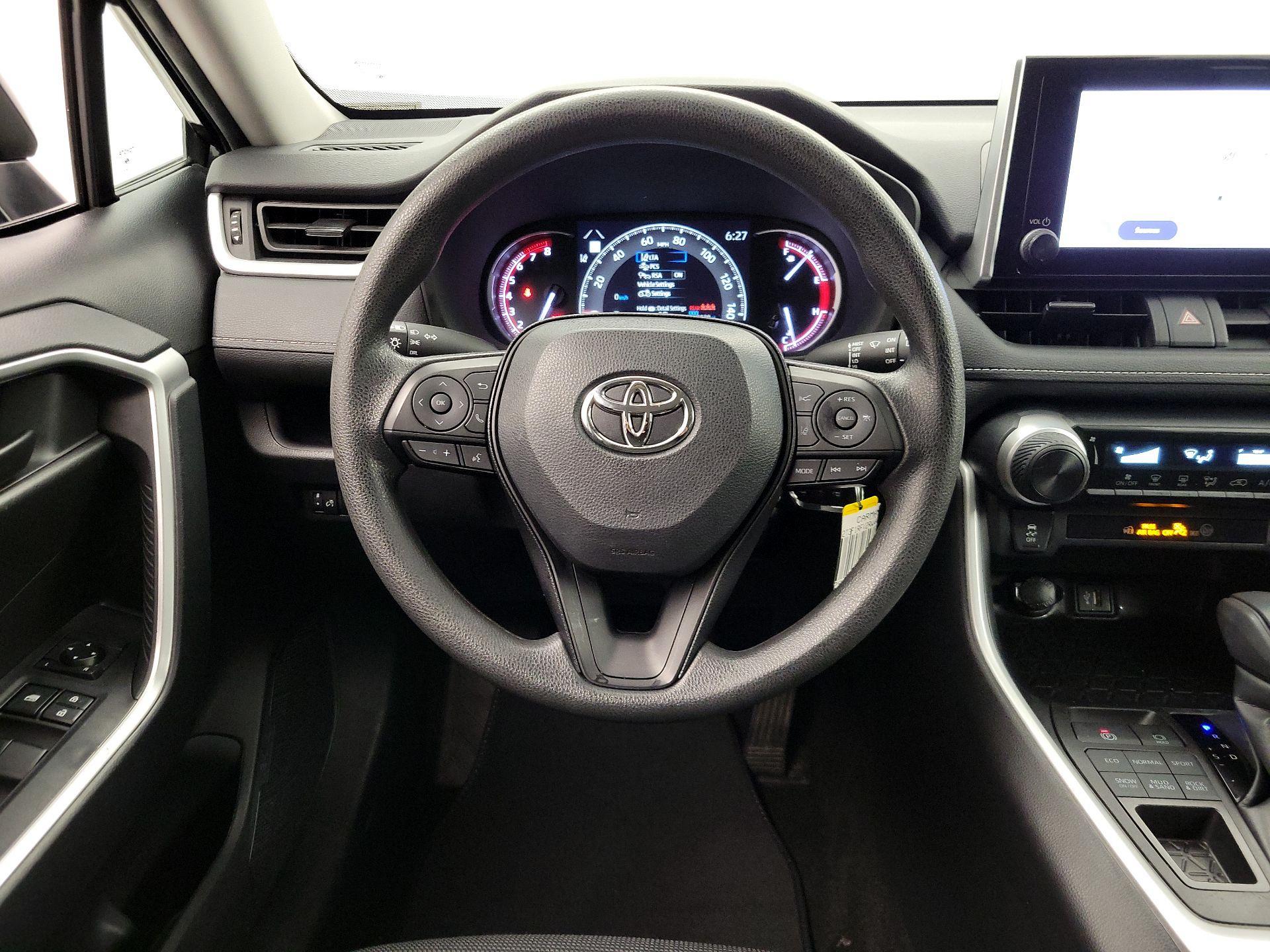 Thumbnail: 2024 Toyota RAV4 - 10