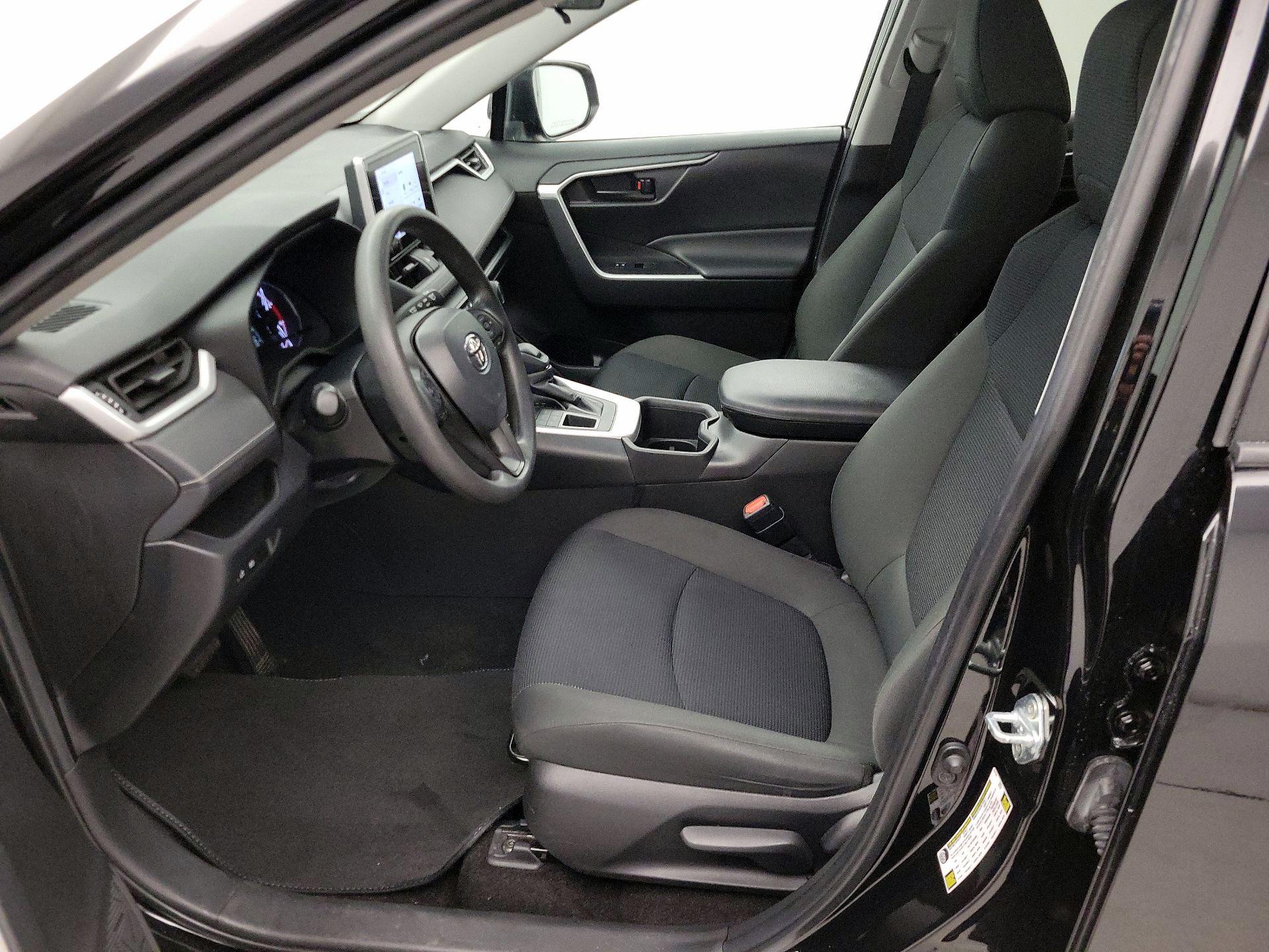 Thumbnail: 2024 Toyota RAV4 - 11