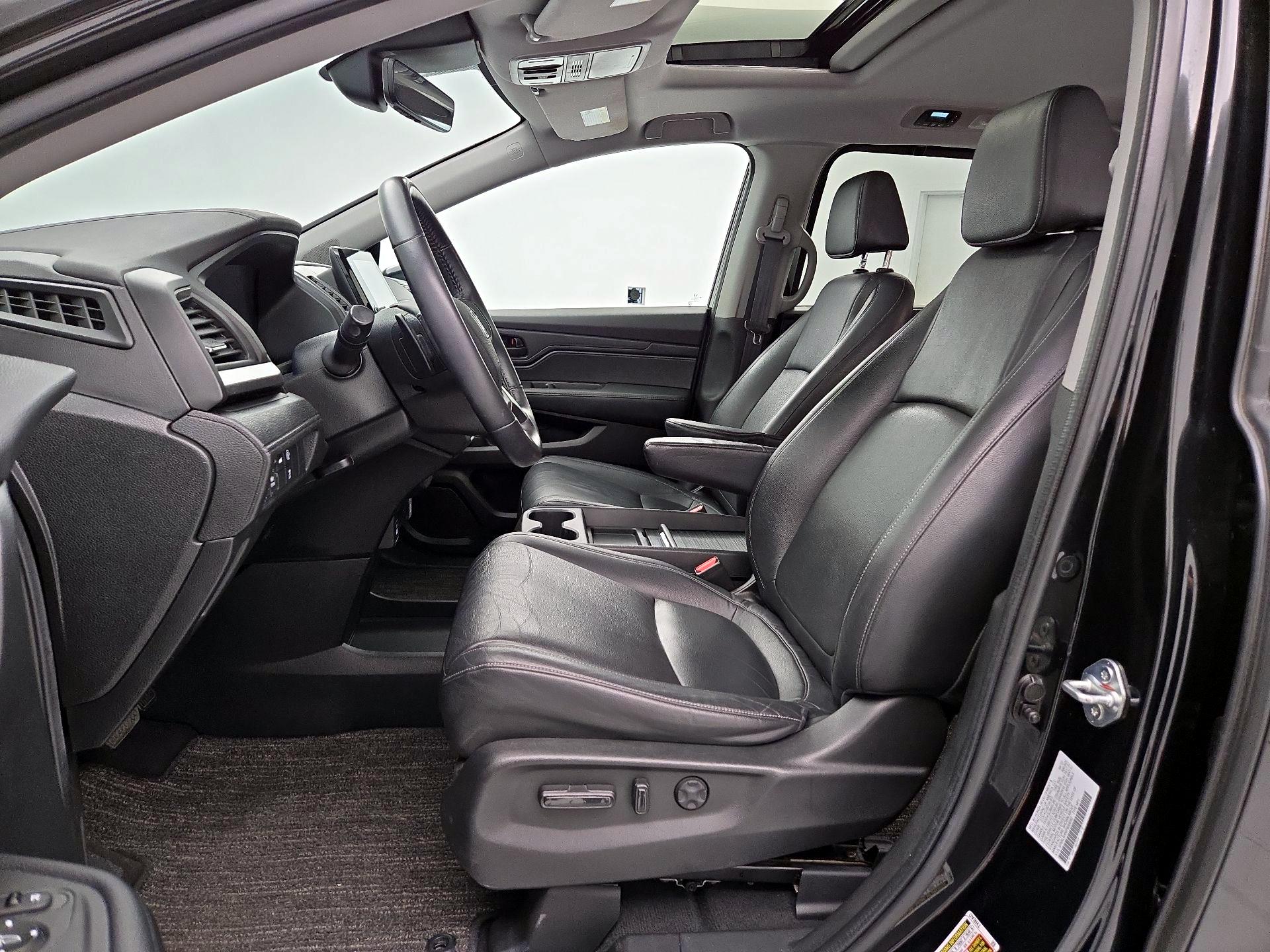 Thumbnail: 2023 Honda Odyssey - 11