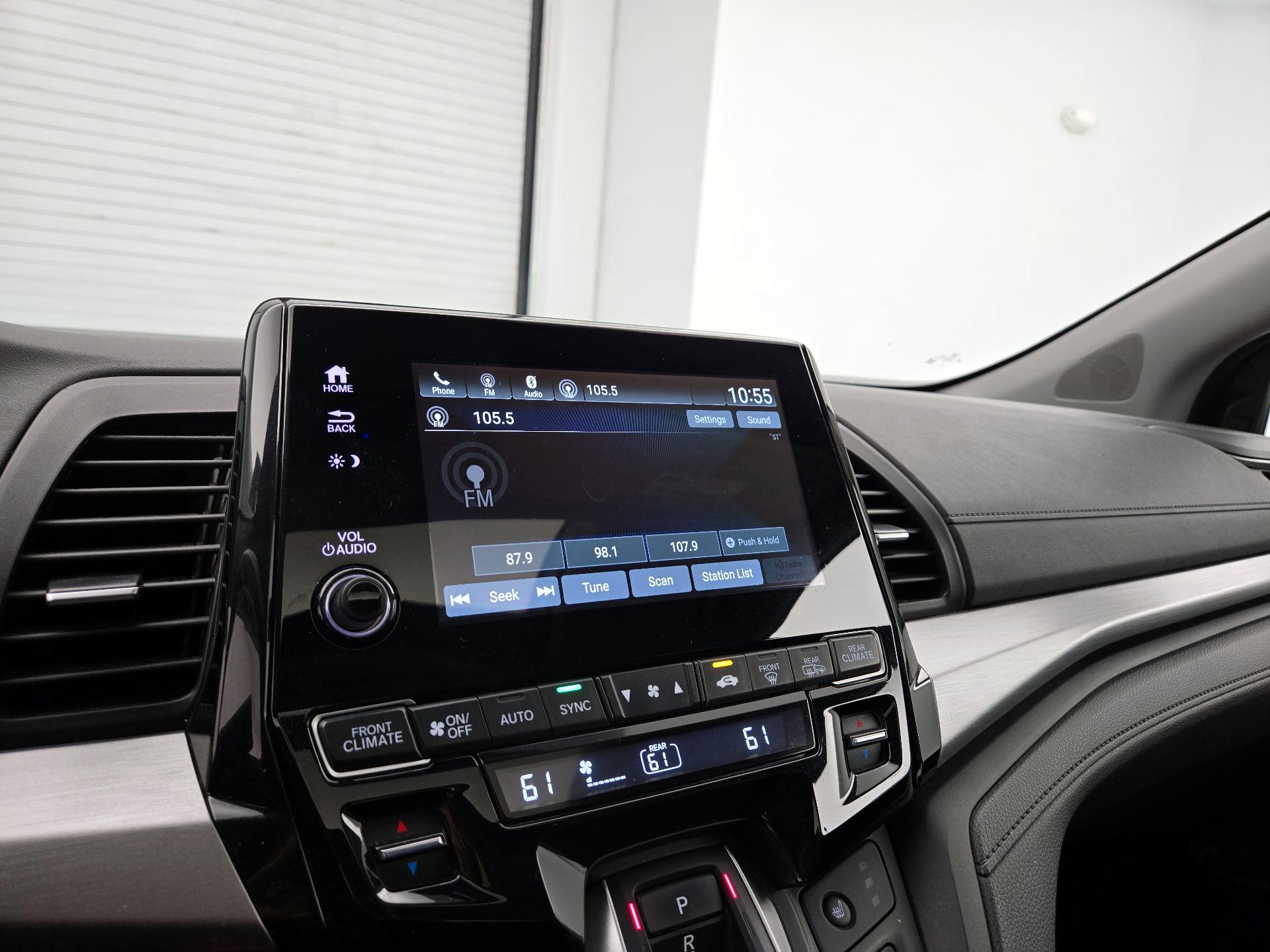 Thumbnail: 2023 Honda Odyssey - 15