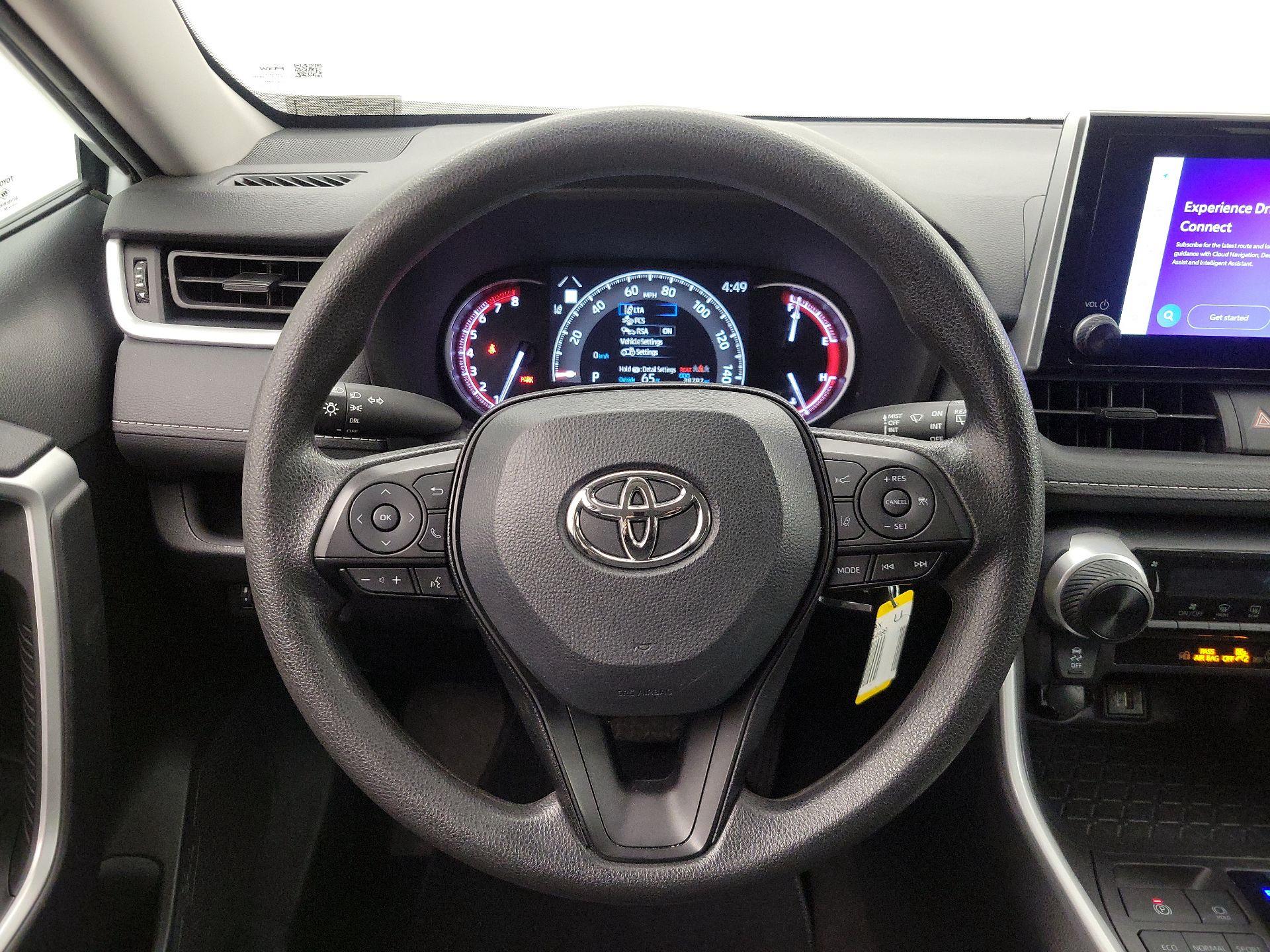 Thumbnail: 2024 Toyota RAV4 - 10