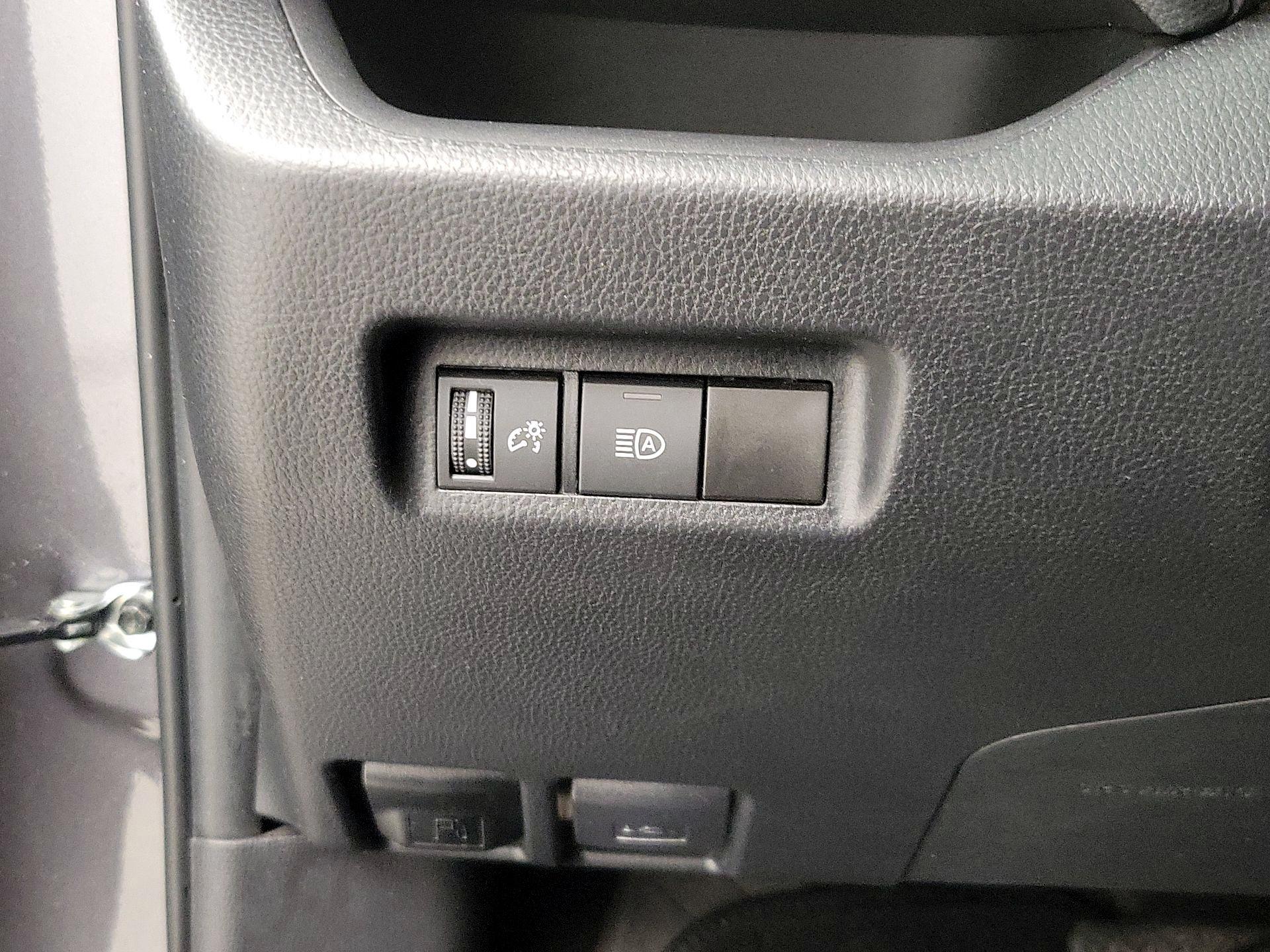 Thumbnail: 2024 Toyota RAV4 - 13