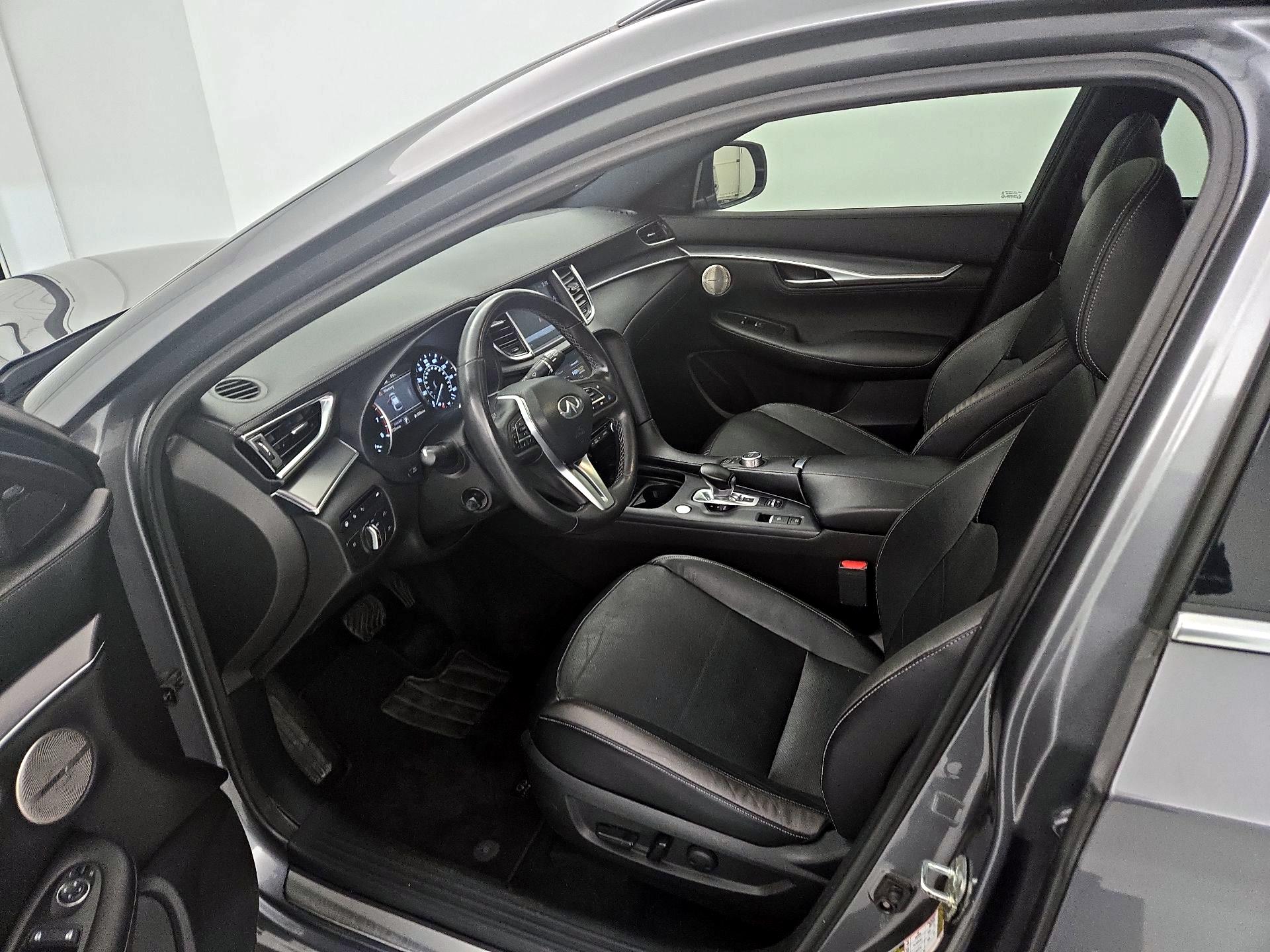 Thumbnail: 2022 INFINITI QX55 - 11