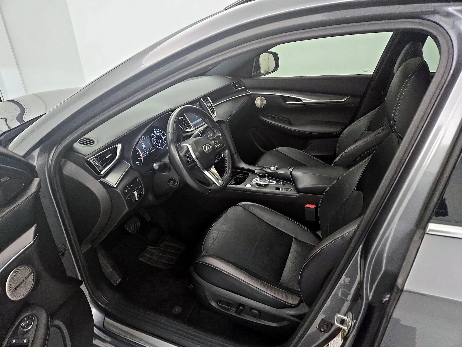 2022 INFINITI QX55 Essential - Photo 12
