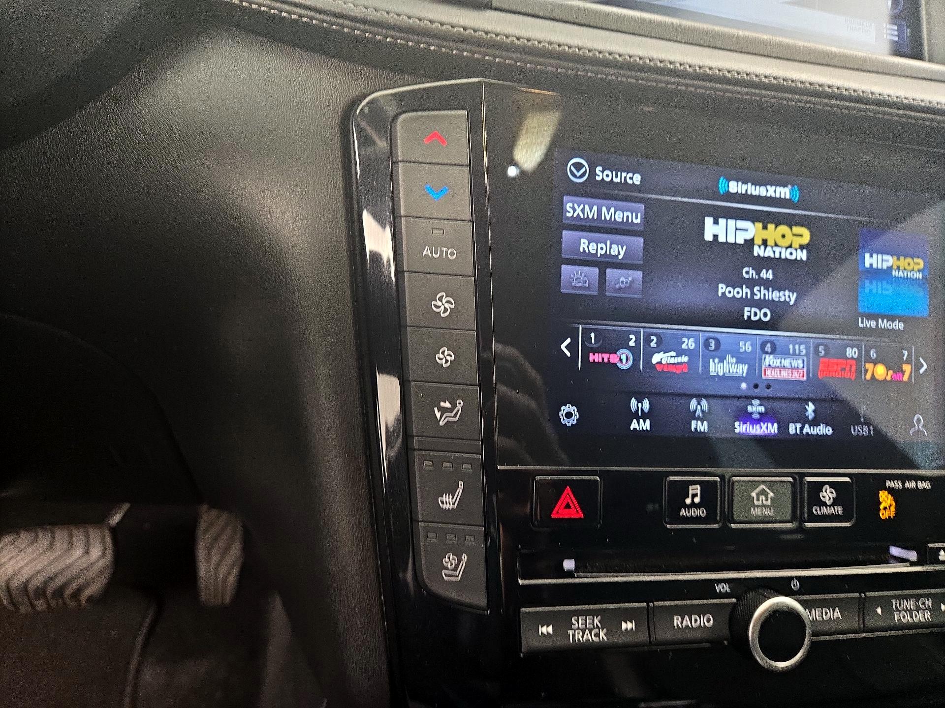 Thumbnail: 2022 INFINITI QX55 - 17