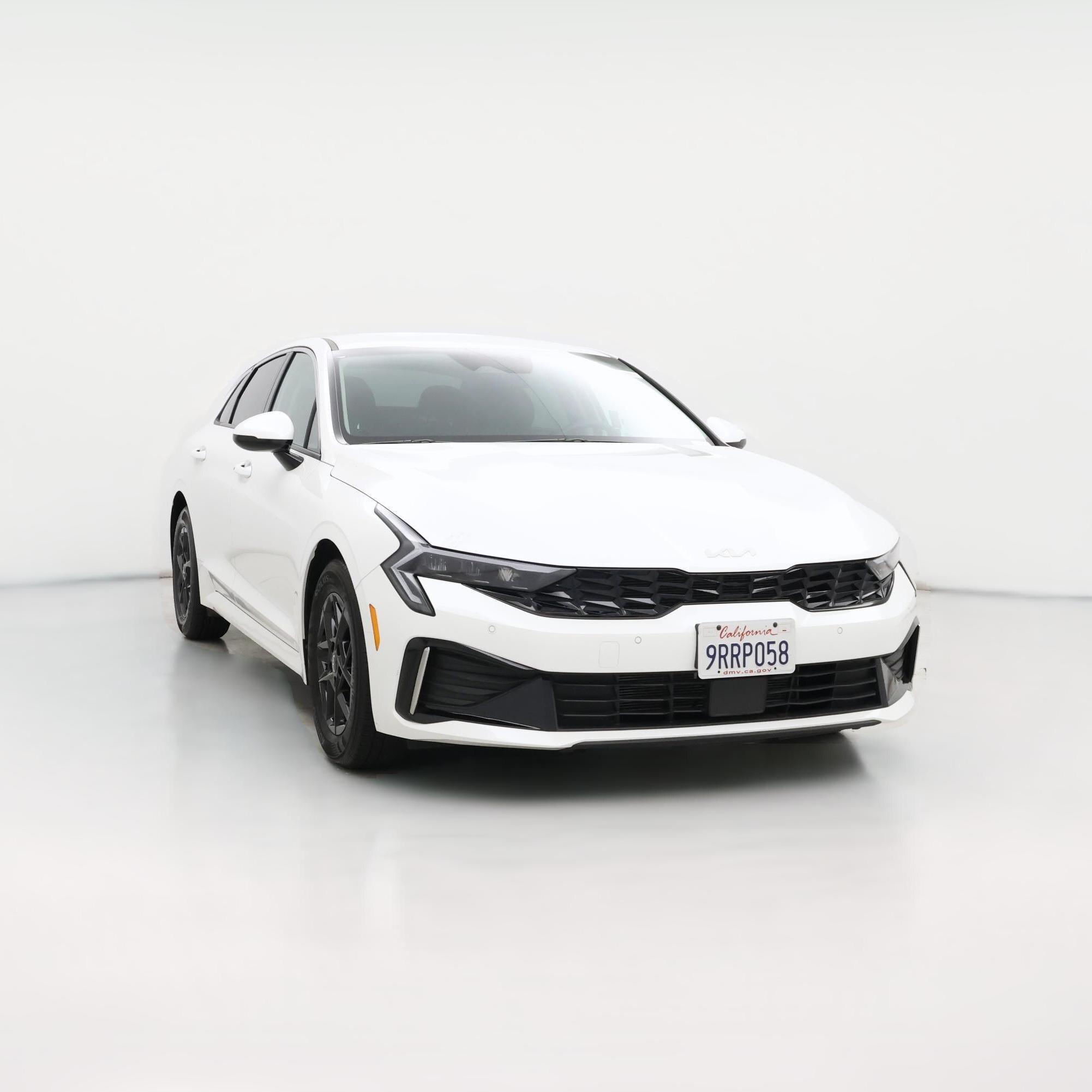 Thumbnail: 2025 Kia K5 - 1