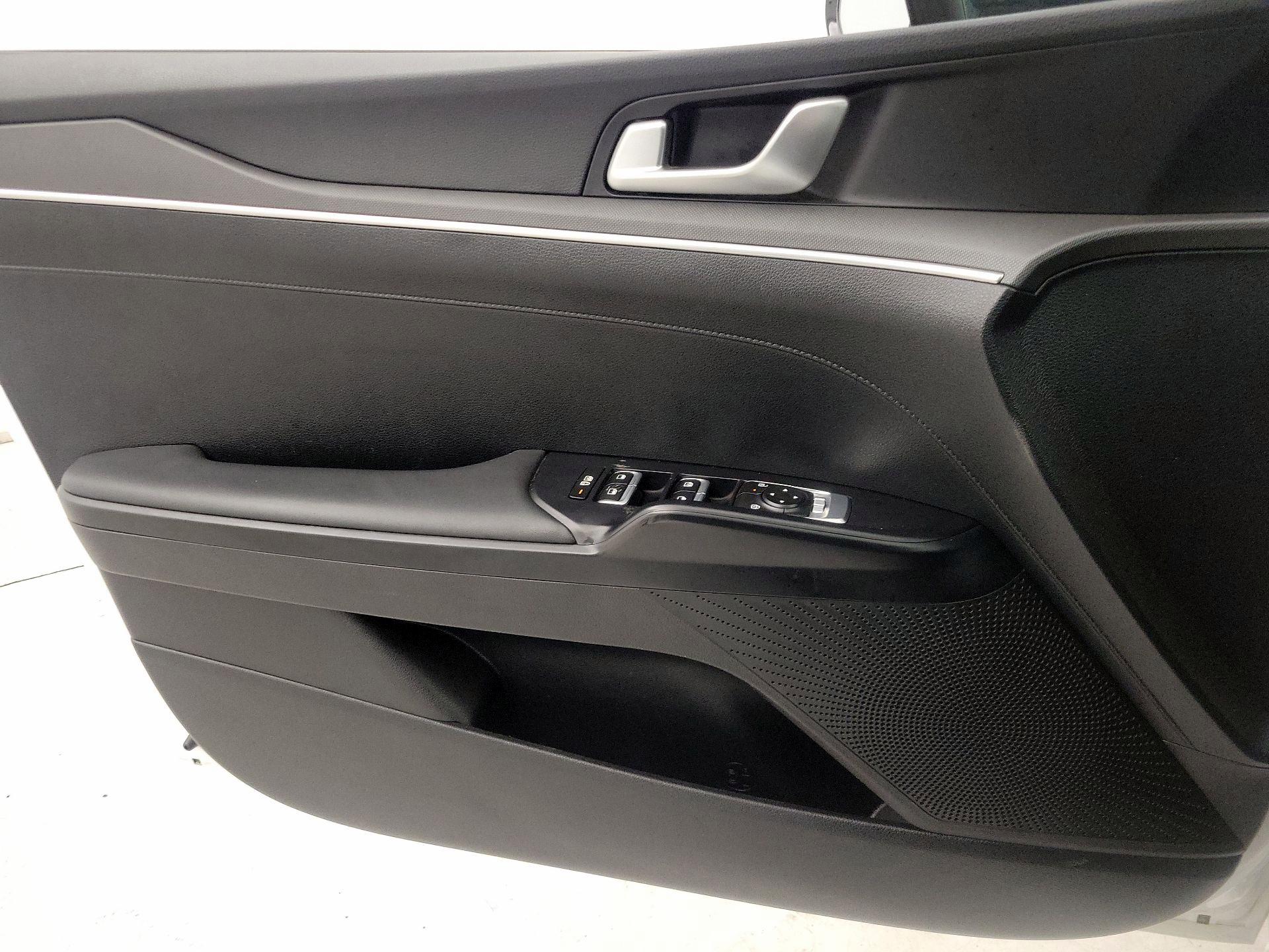 Thumbnail: 2025 Kia K5 - 12