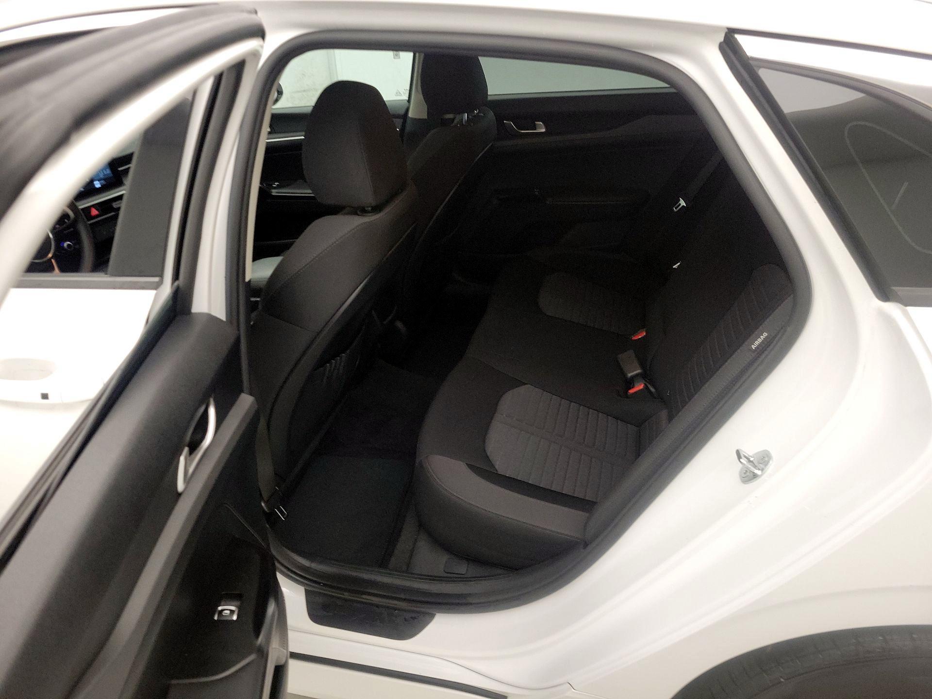 Thumbnail: 2025 Kia K5 - 19