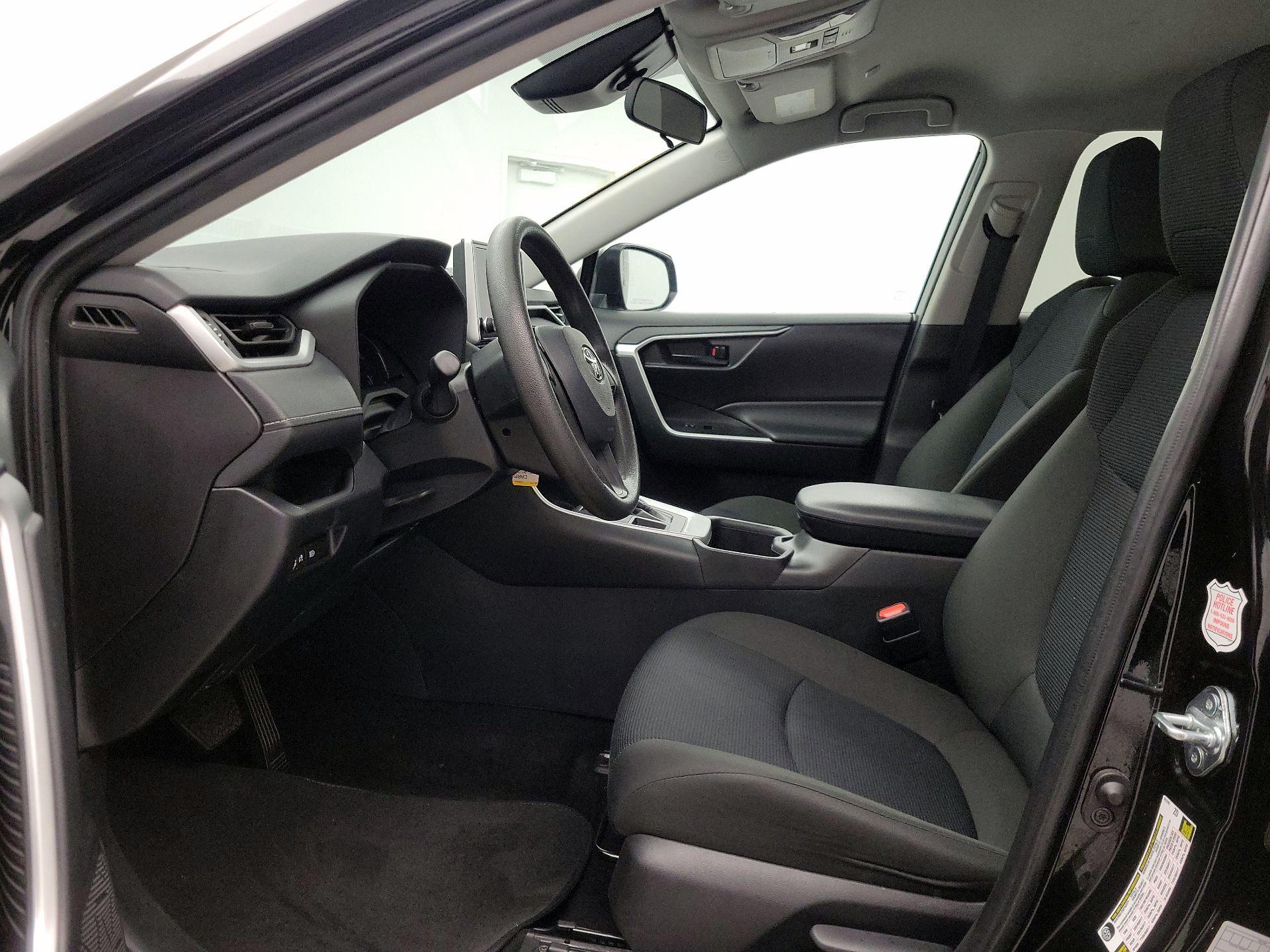 Thumbnail: 2024 Toyota RAV4 - 11