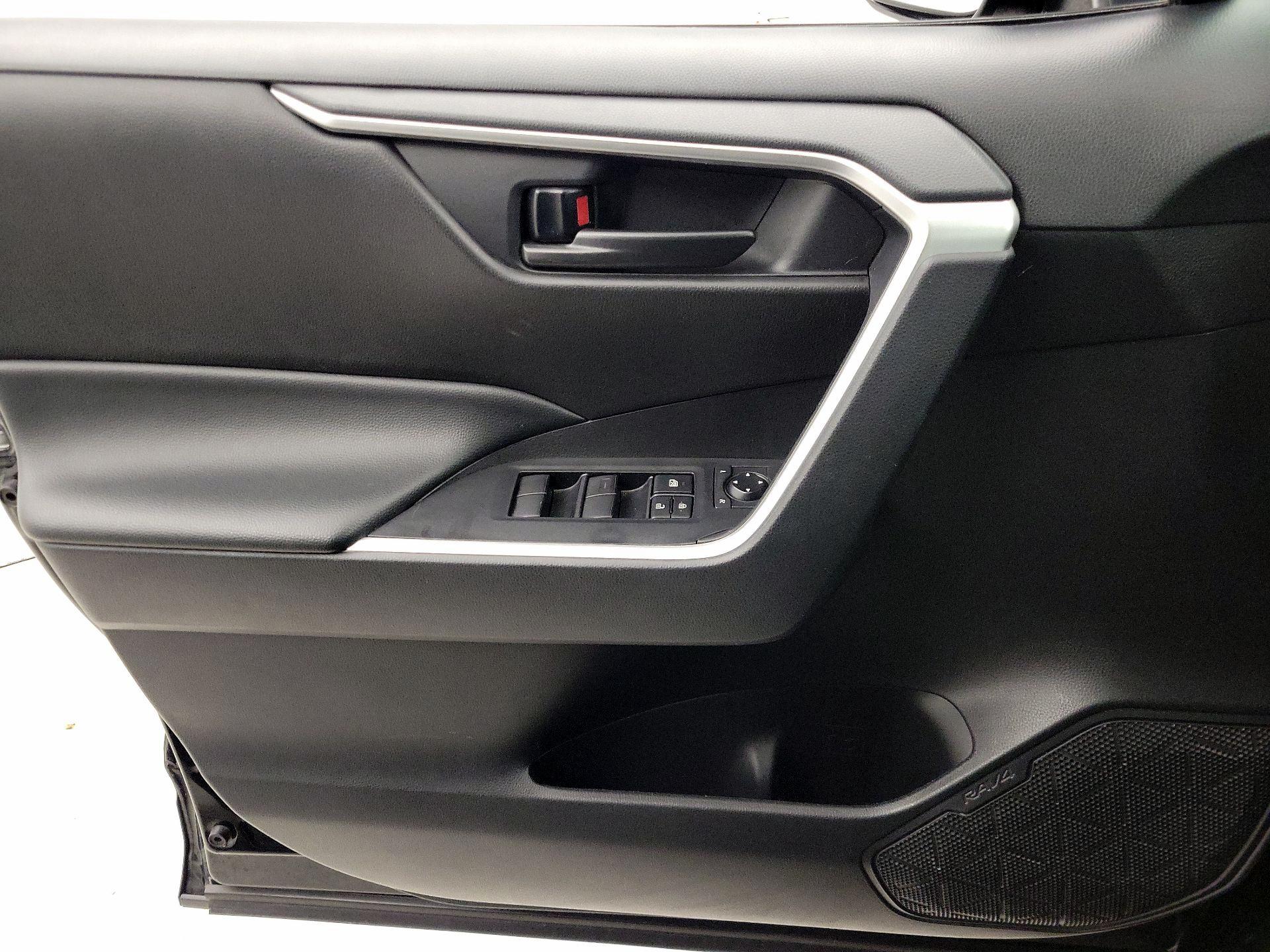 Thumbnail: 2024 Toyota RAV4 - 12